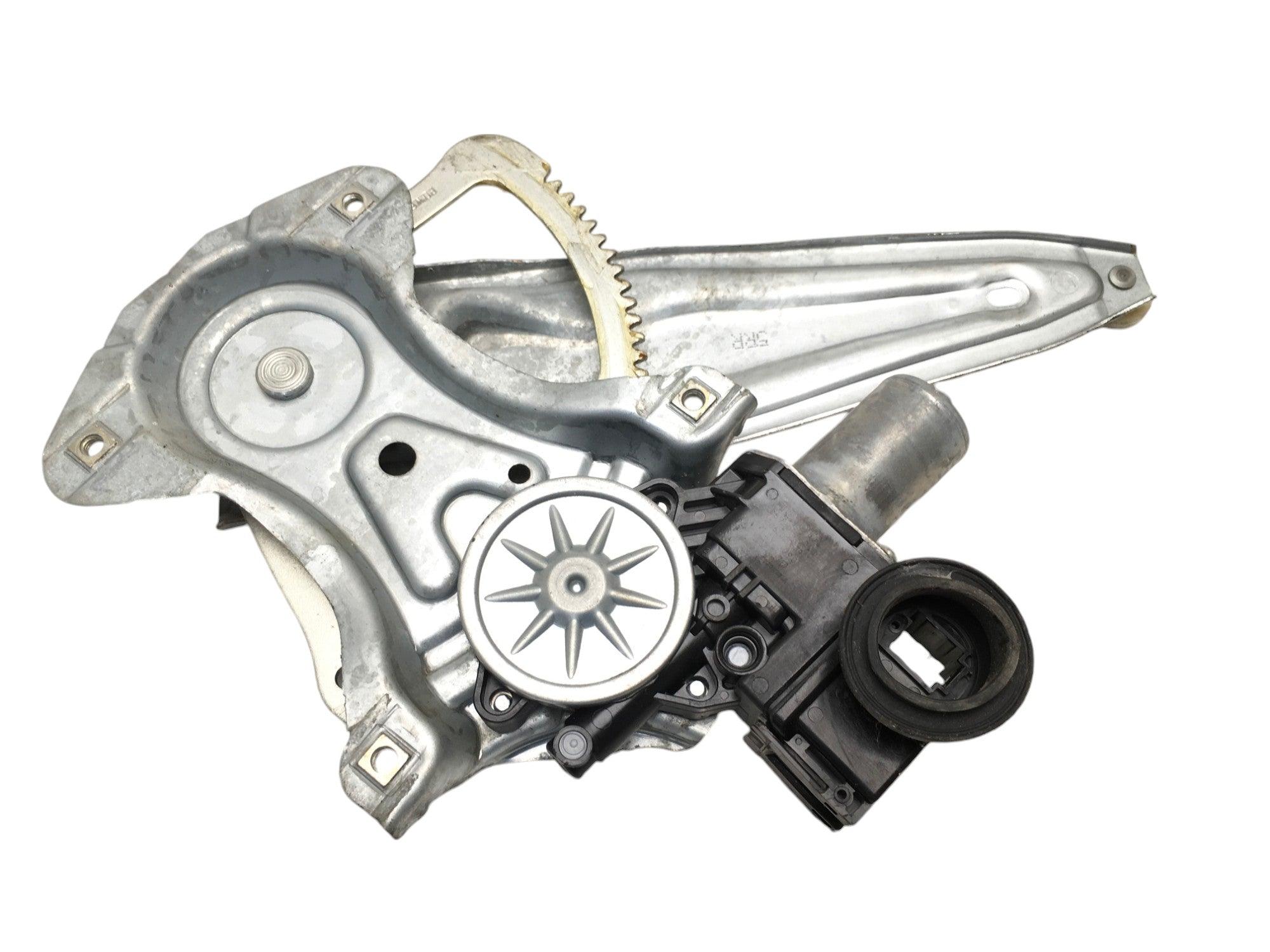 Motor elevalunas tra dcho Toyota C - HR - 69830F4010