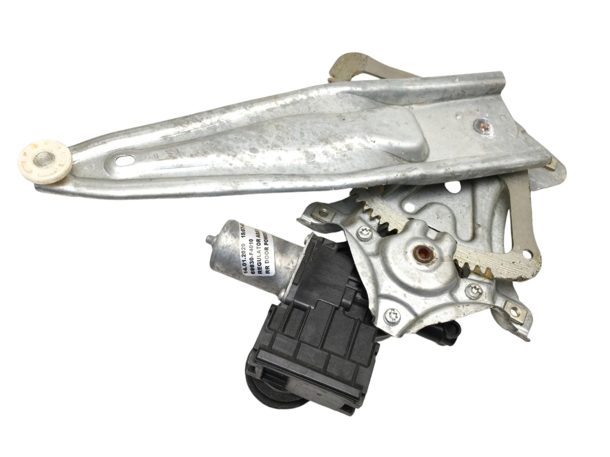 Motor elevalunas tra dcho Toyota C - HR - 69830F4010