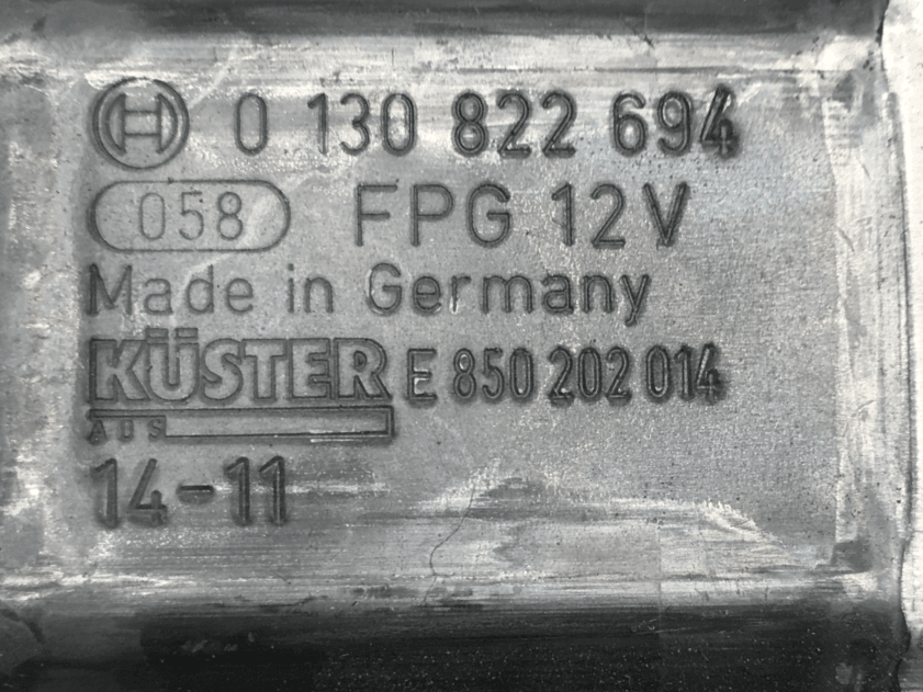 Motor elevalunas tra dcho VW Golf VII - 0130822694