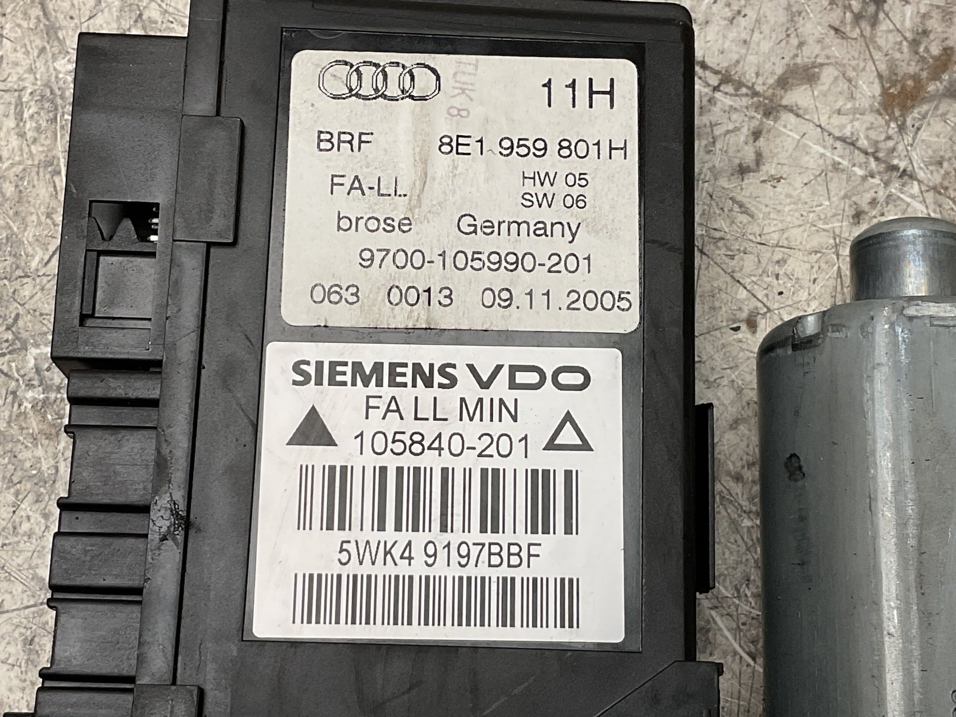 Motor elevalunas tra izq VW 0130821765 - 0130821765