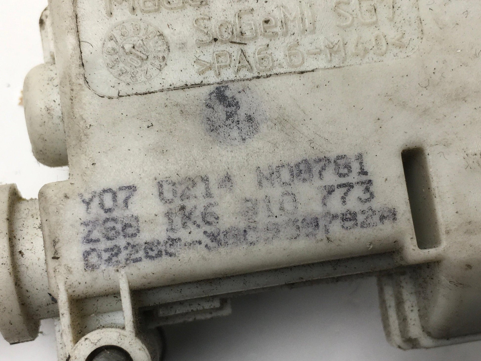 Motor tapa combustible VW 1K6810773 - 1K6810773_