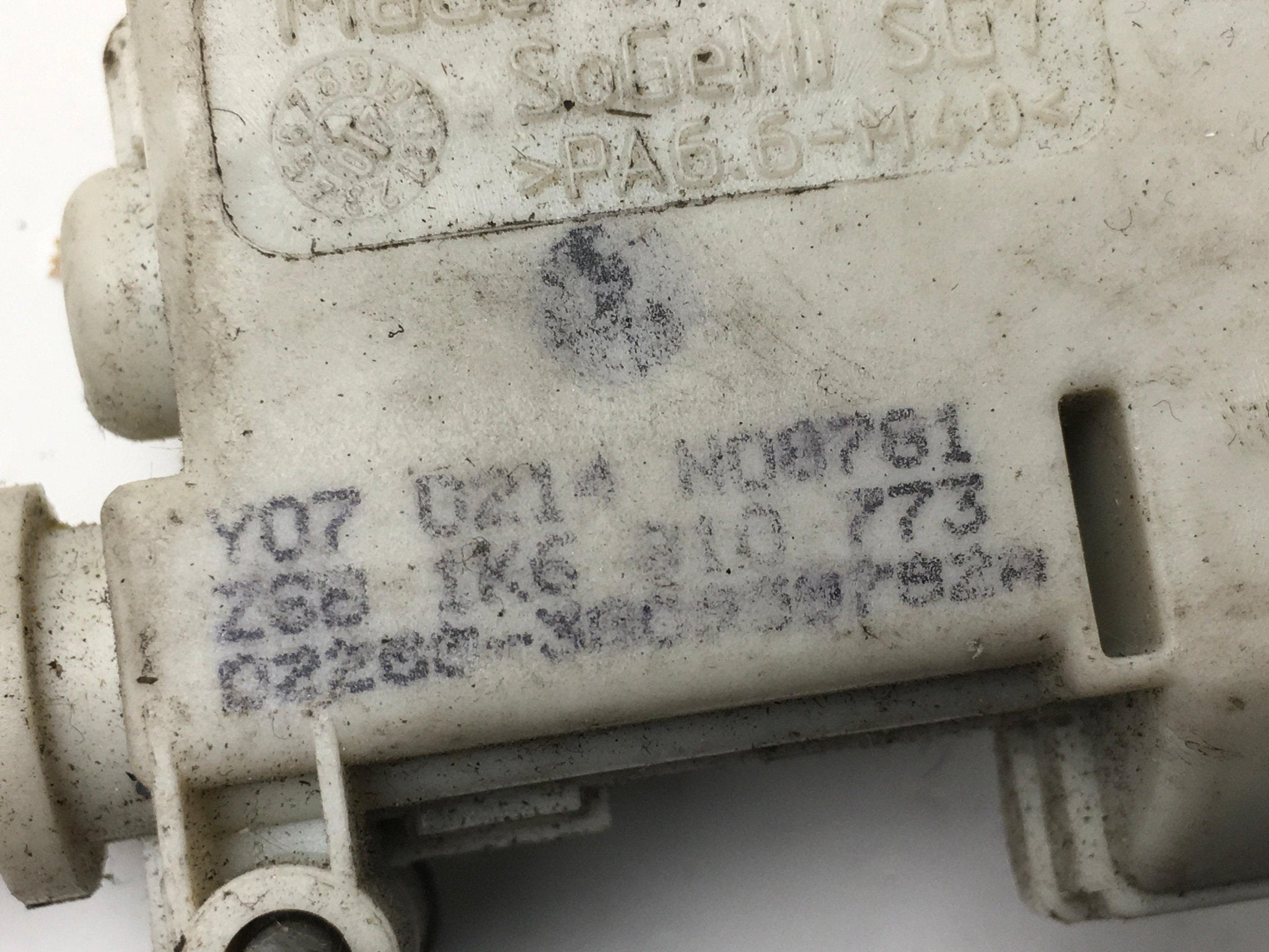 Motor tapa combustible VW 1K6810773 - 1K6810773_