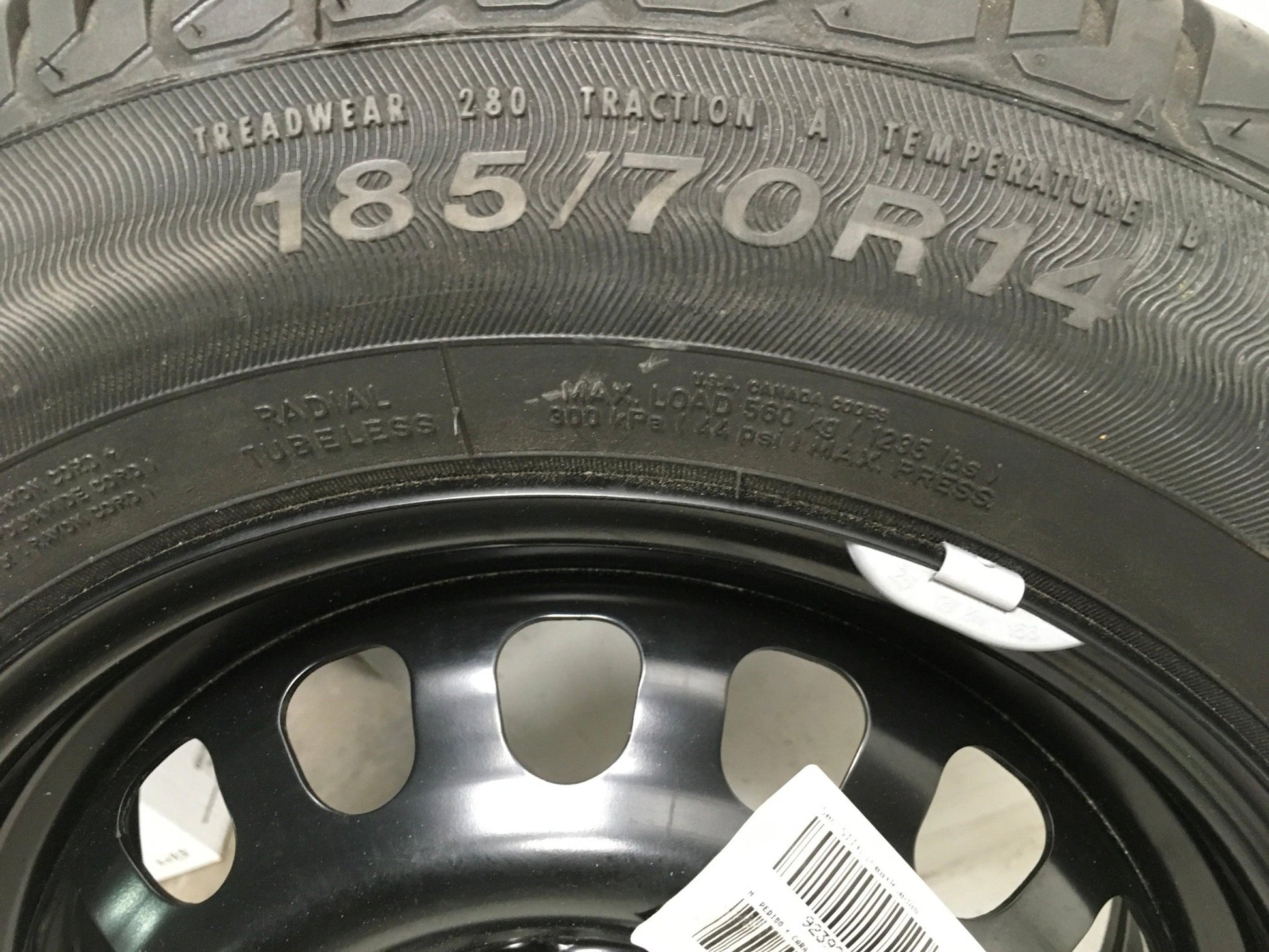 Neumatico repuesto Opel Corsa D - 013174301