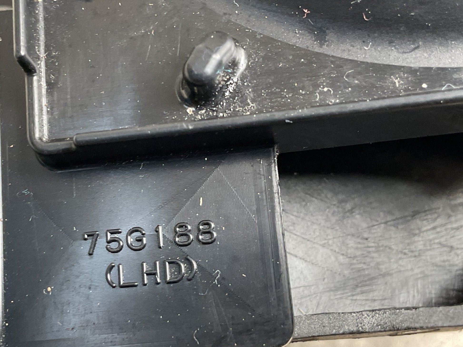 Palanca cambios Toyota Auris 12 - 18 - 75C583