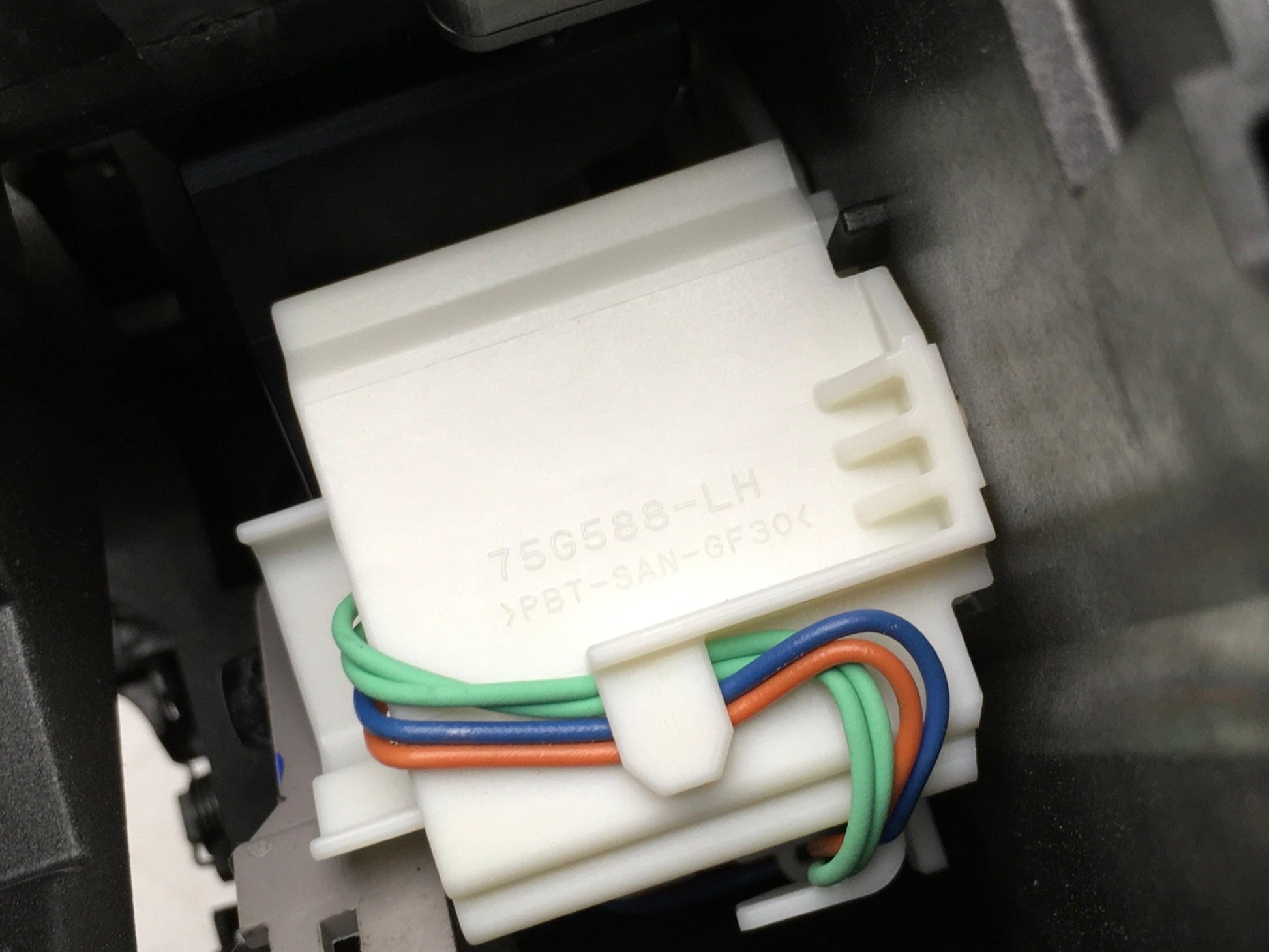 Palanca Cambios Toyota C - HR - 75G588LHD