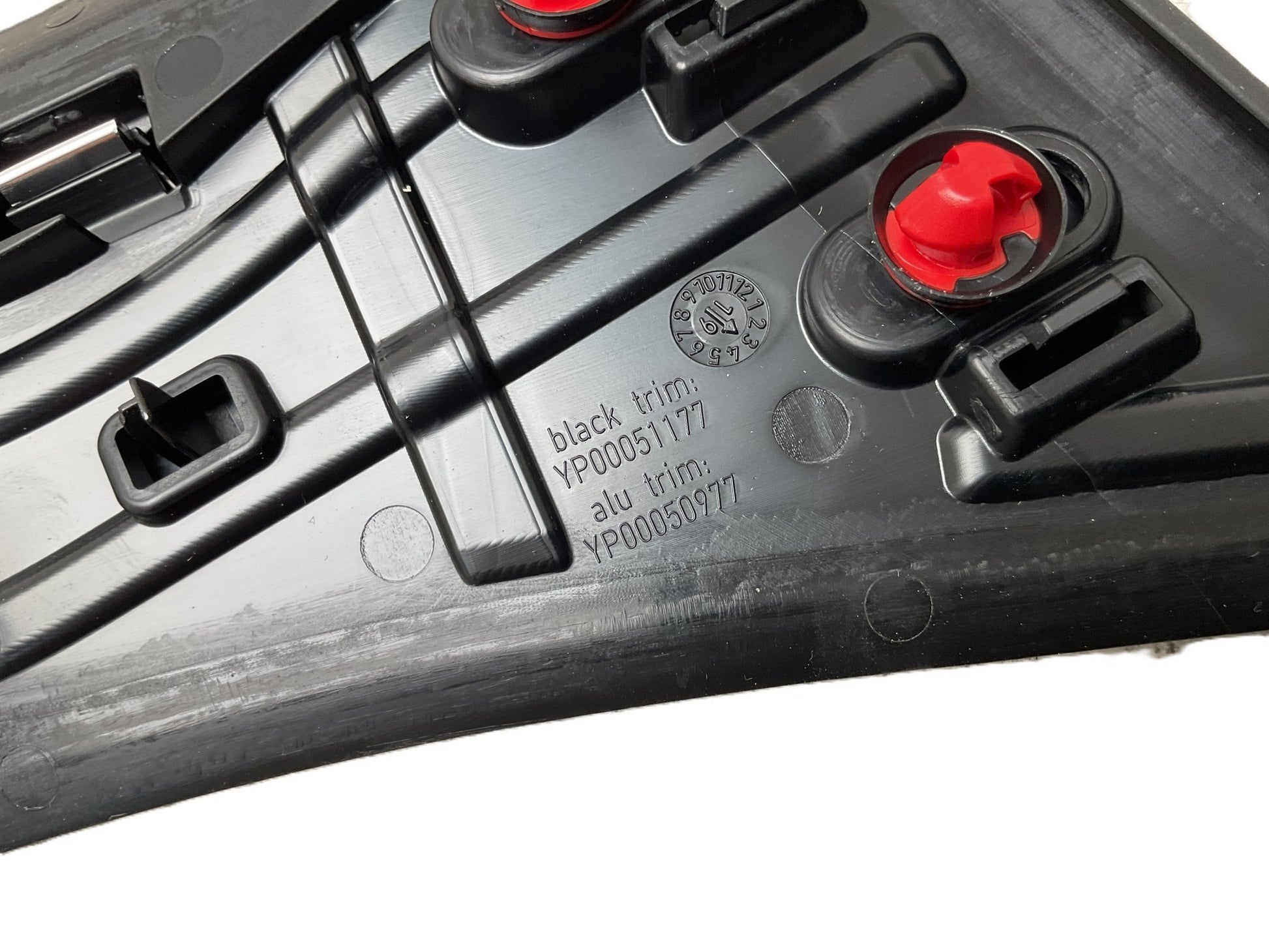 Panel embellecedor tra dcho Opel Grandland X 17-21 - YP00051177