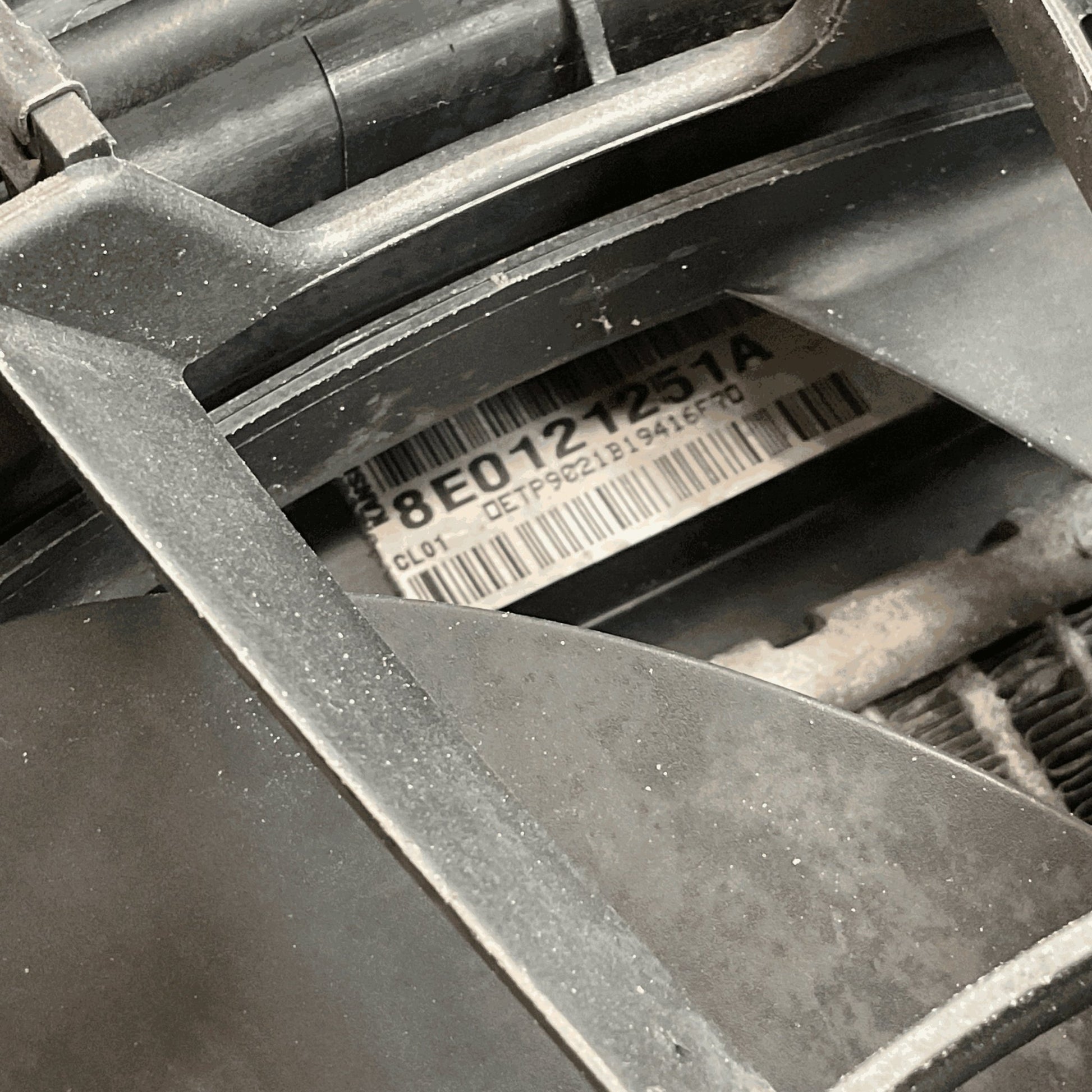 Panel frontal Audi A4 B7 2.0 TDI - 8E0121251A