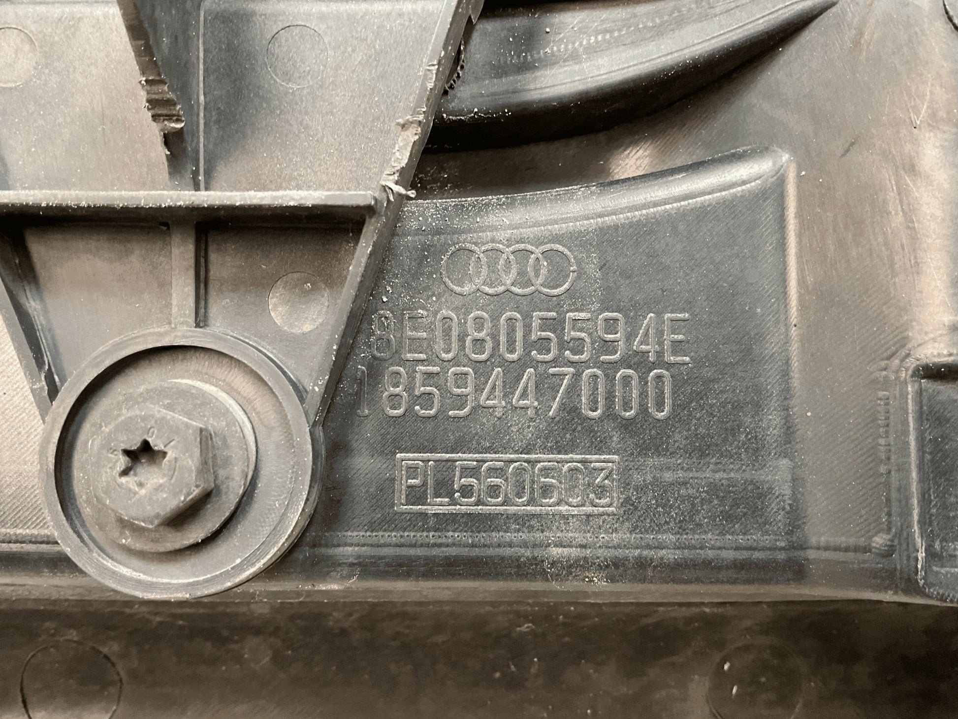 Panel frontal Audi A4 B7 2.0 TDI - 8E0121251A