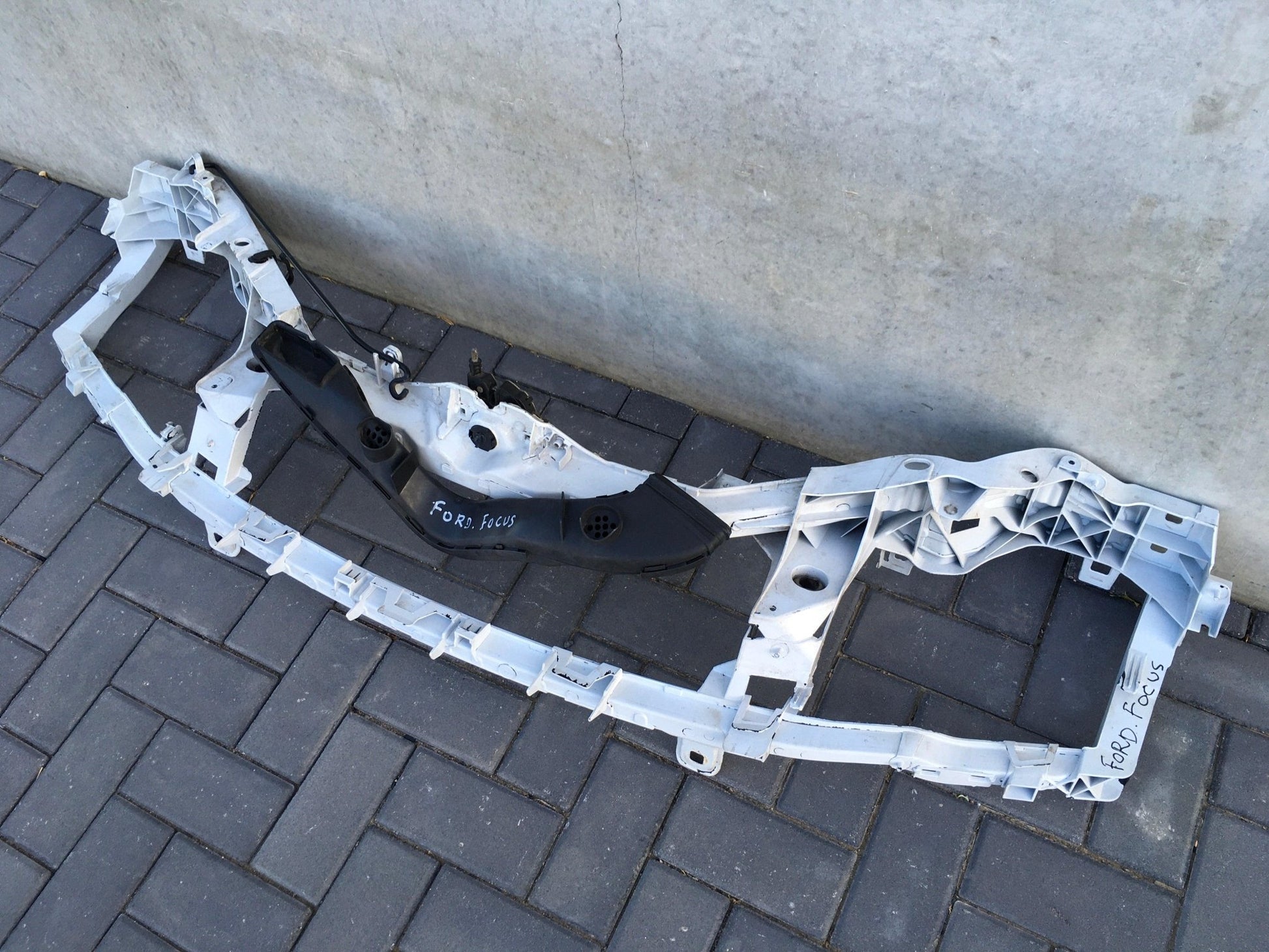 Panel Frontal Ford Focus II - 4M518B041AJ