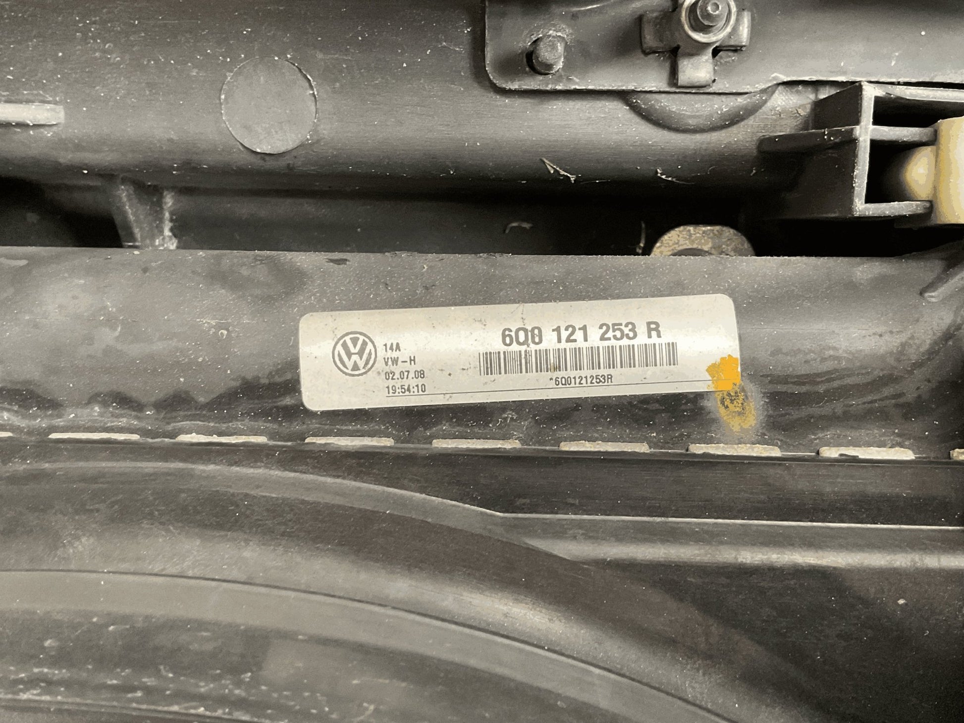 Panel Frontal VW Polo IV 9N - 6Q0805588S