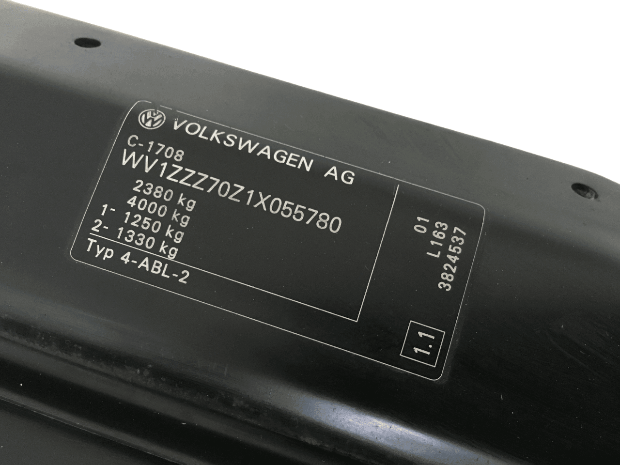 Panel frontal VW Transporter T4 - 701121253M