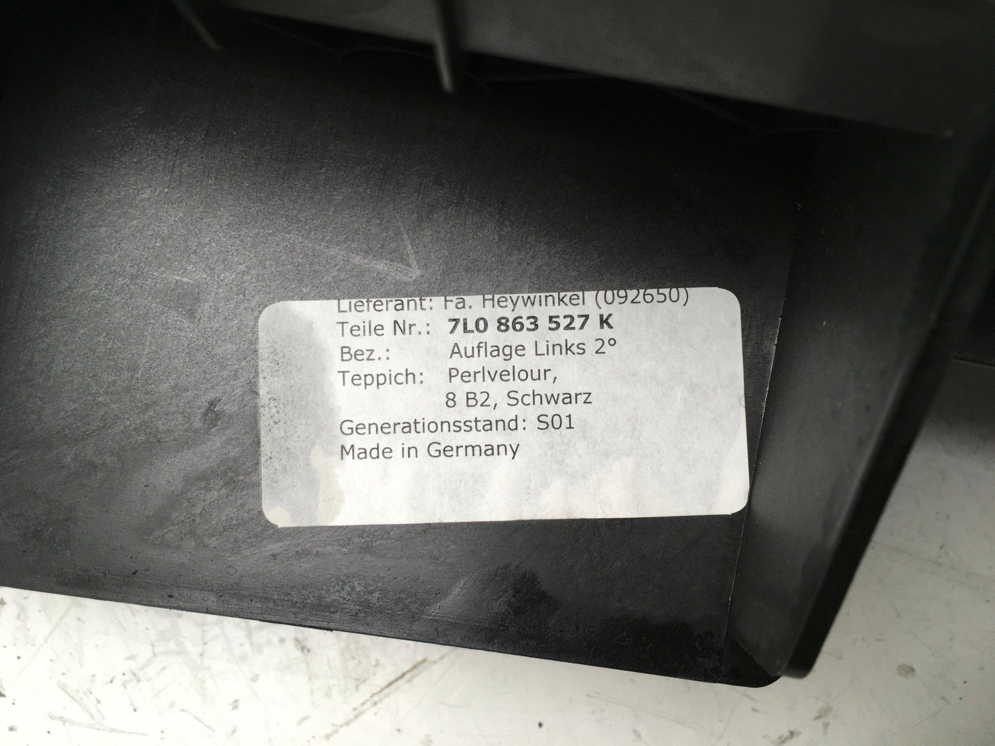 Panel Izquierdo Maletero Porsche Cayenne 955 - 7L0863527K