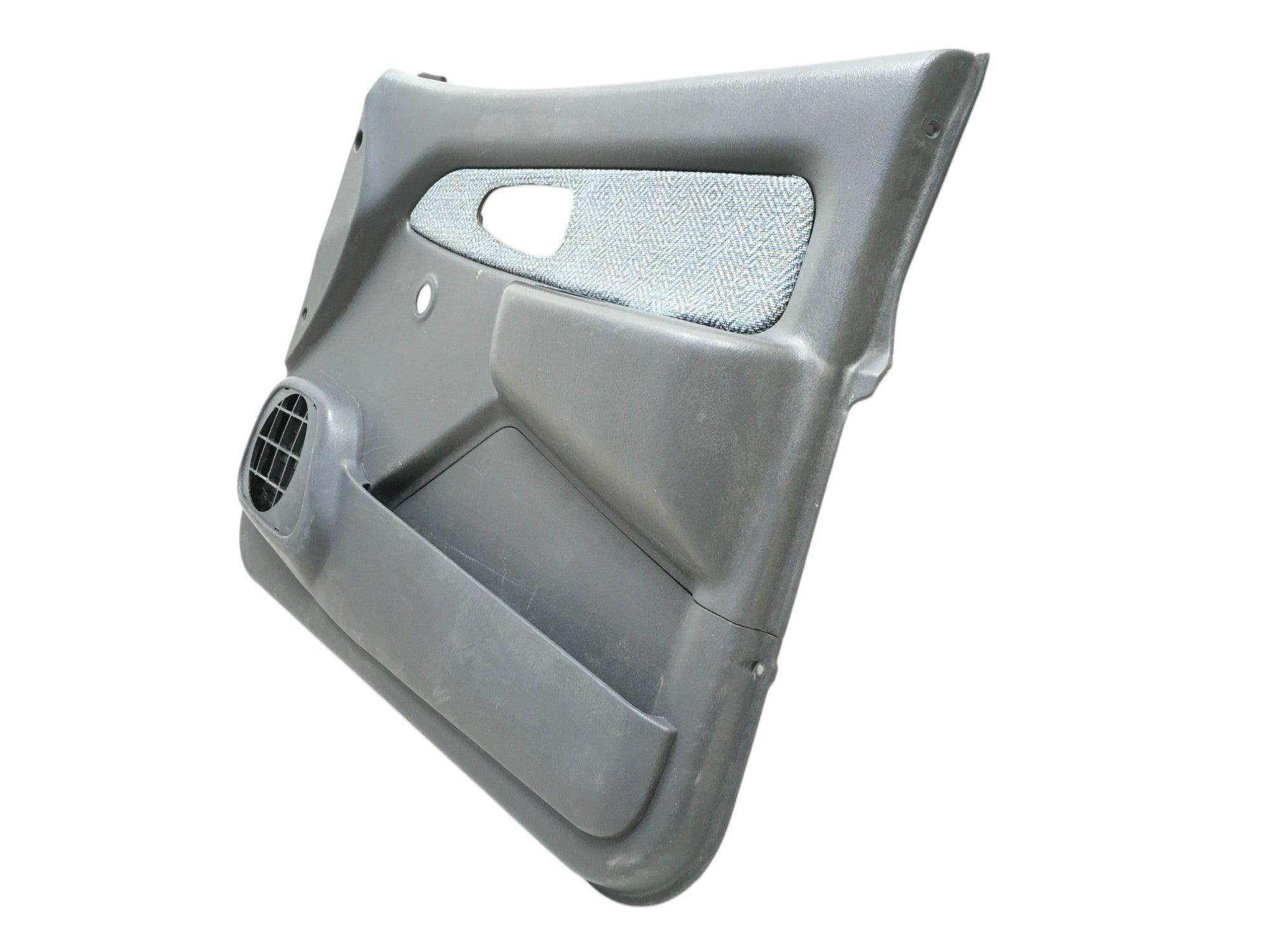 Panel Puerta del dcha Mitsubishi L200 K6/7 - MR117779