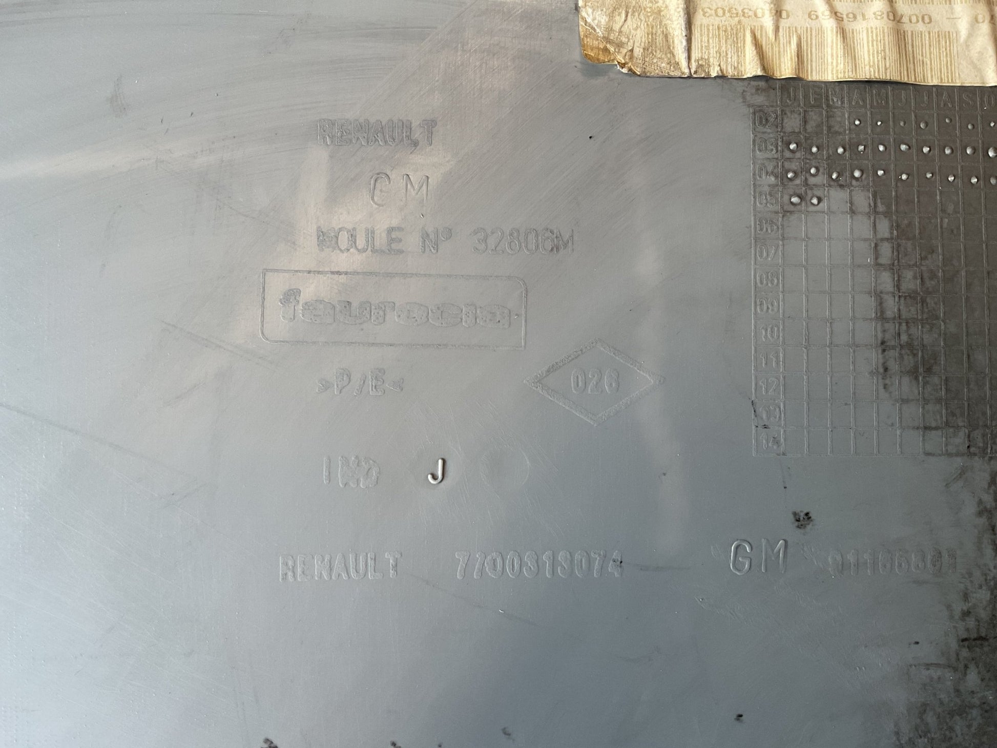 Panel puerta del izq Renault Trafic II 01-14 - 7700313075