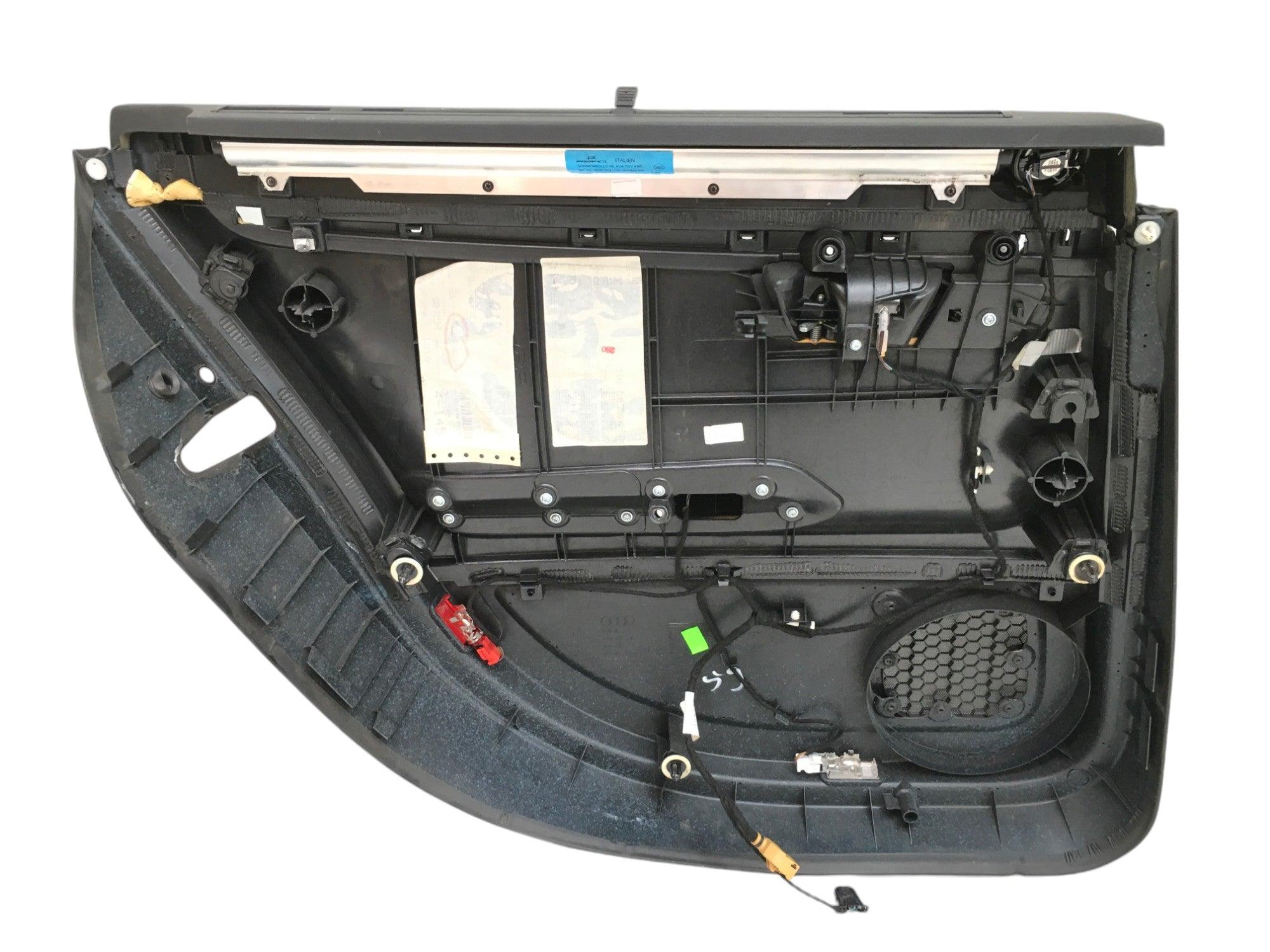 Panel Puerta tra dcha Audi A4 8E - 8E0867306