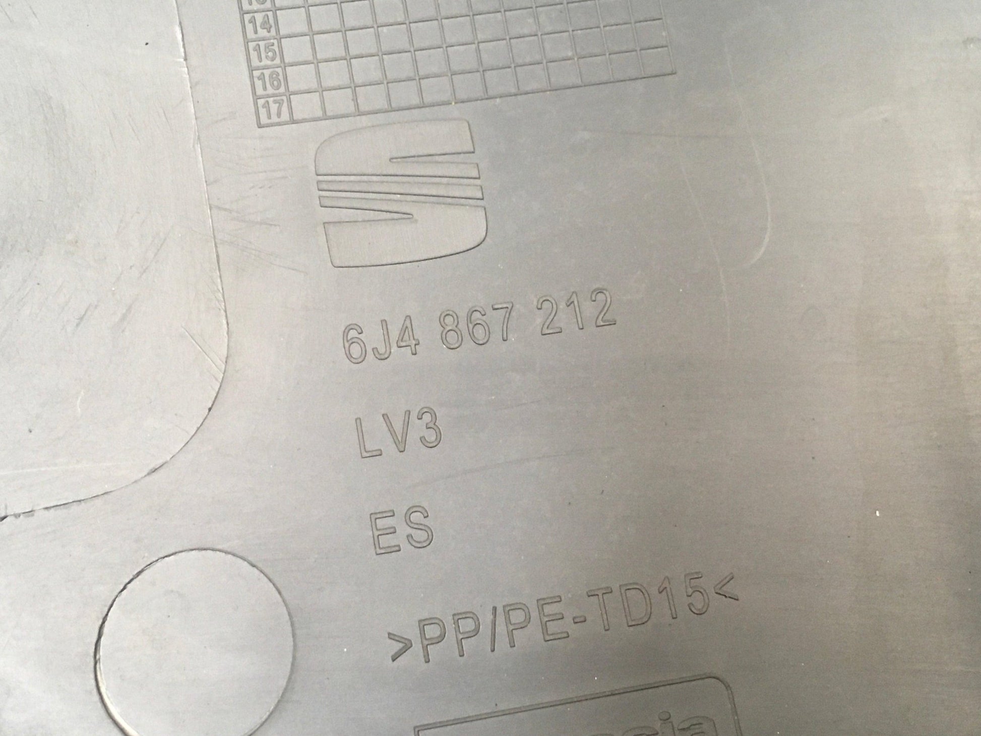 Panel puerta tra dcha Seat Ibiza IV - 6J4867212