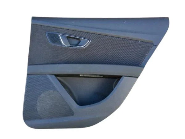 Panel puerta tra dcho Seat Leon 12-20