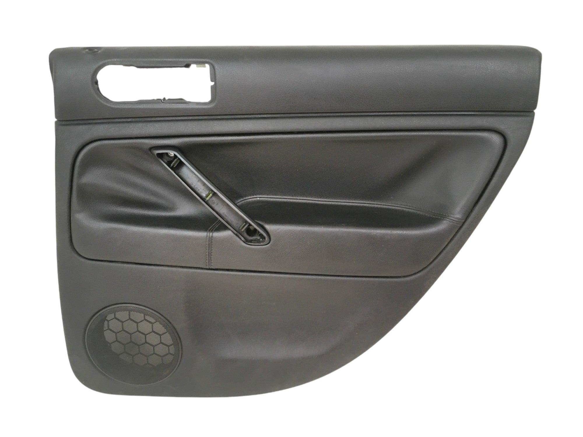 Panel puerta tra dcho VW Passat B5 3B - 36123335R