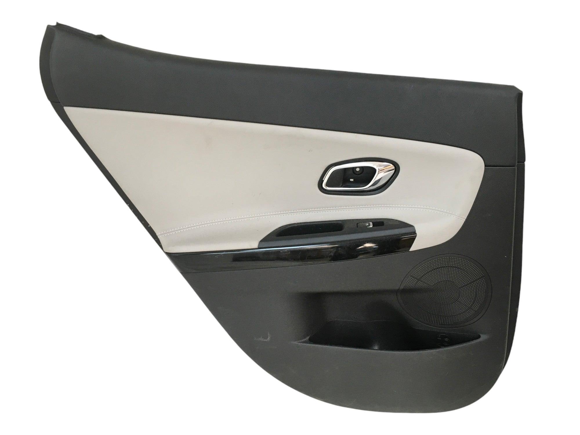 Panel puerta tra izq Kia Ceed JD - 83350A2010