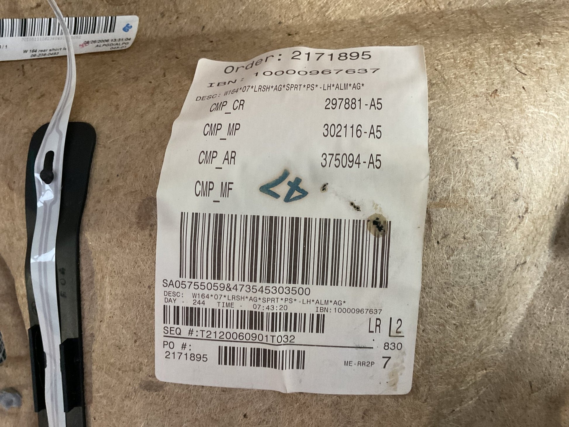 Panel Puerta tra izq Mercedes Clase M 05 - 11 - A1647301370