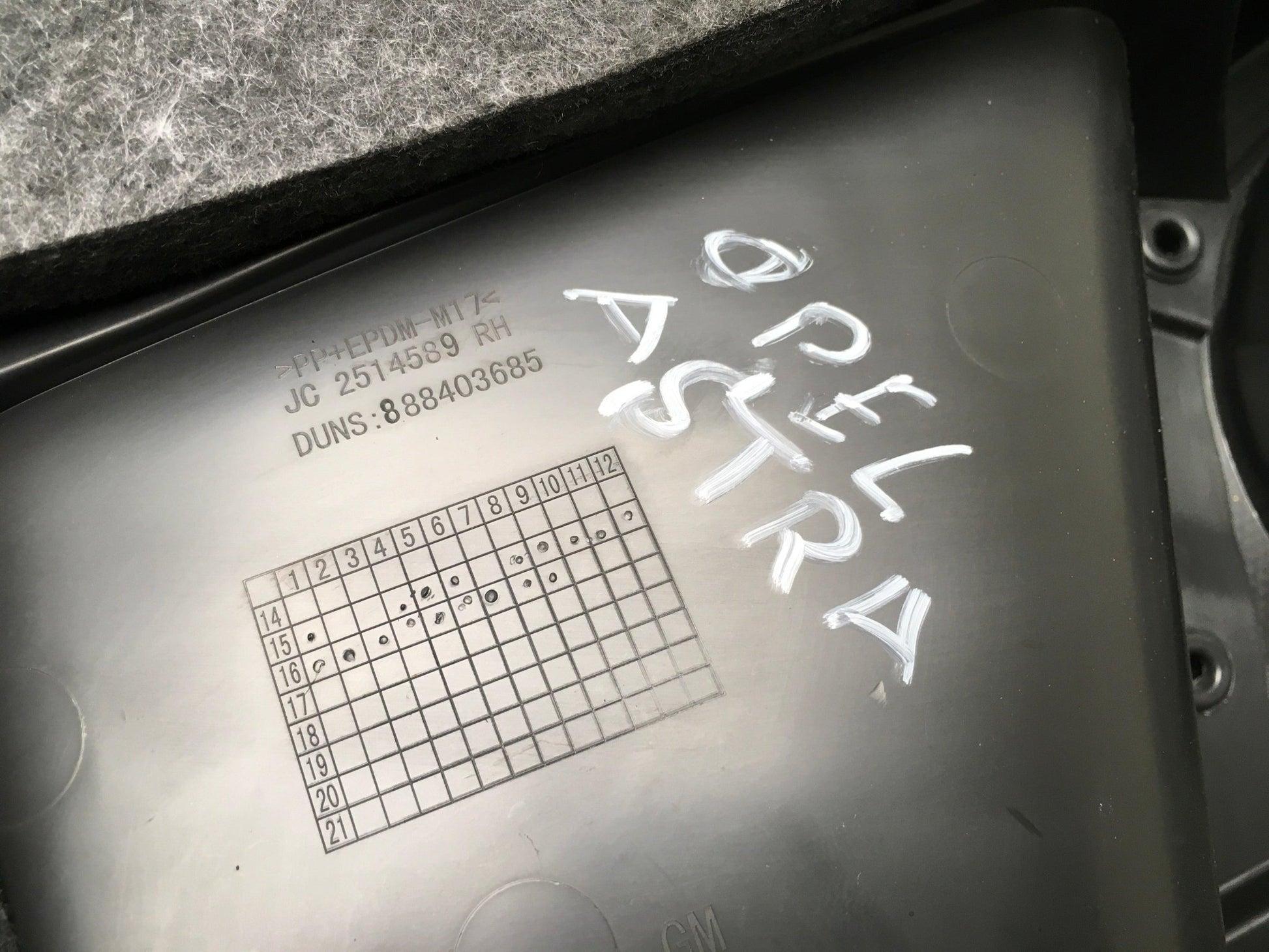 Panel Puerta tra izq Opel Astra K - 888403685