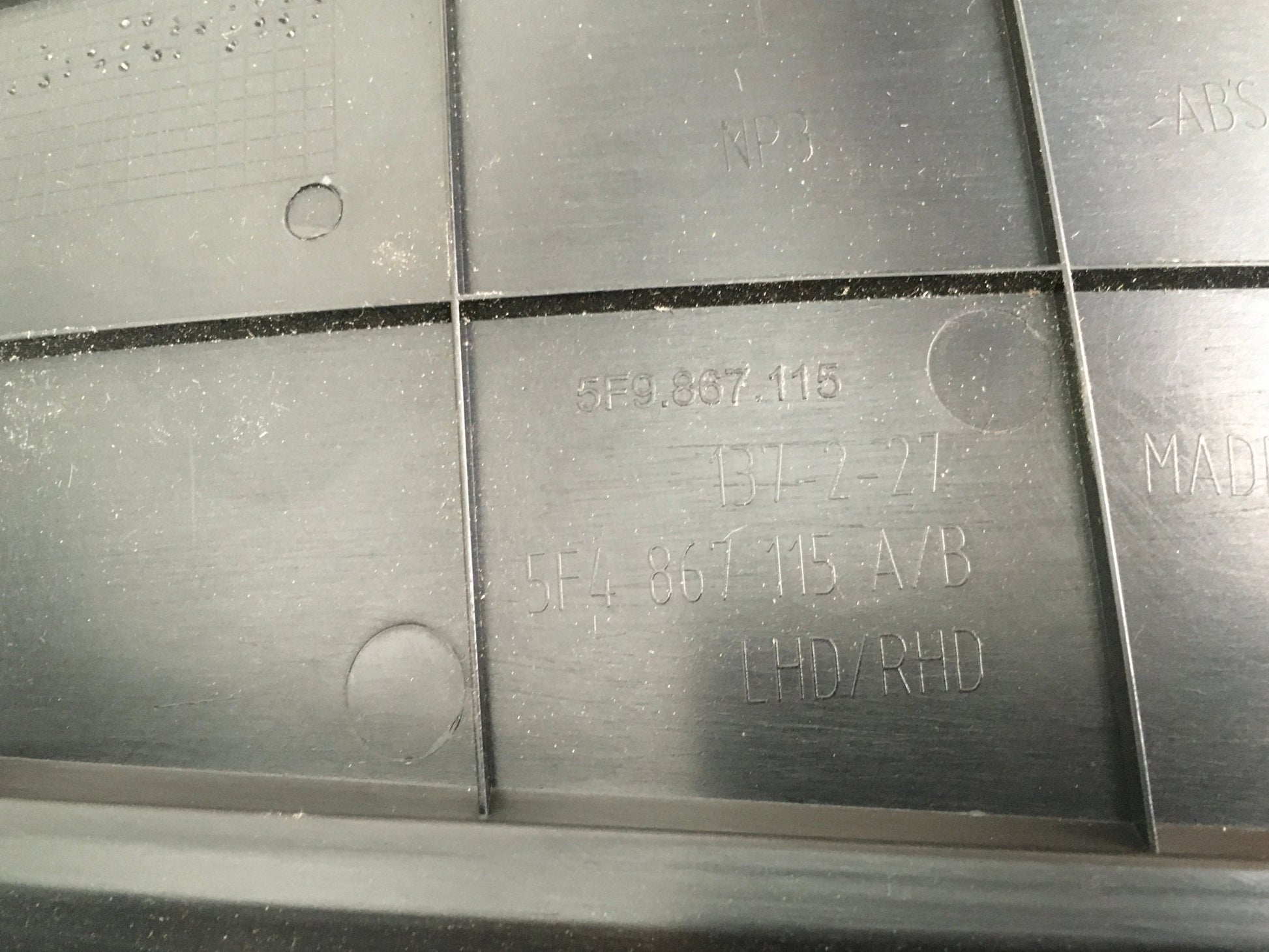 Panel Puerta tra izq Seat Leon III 5F - 5F4867115A