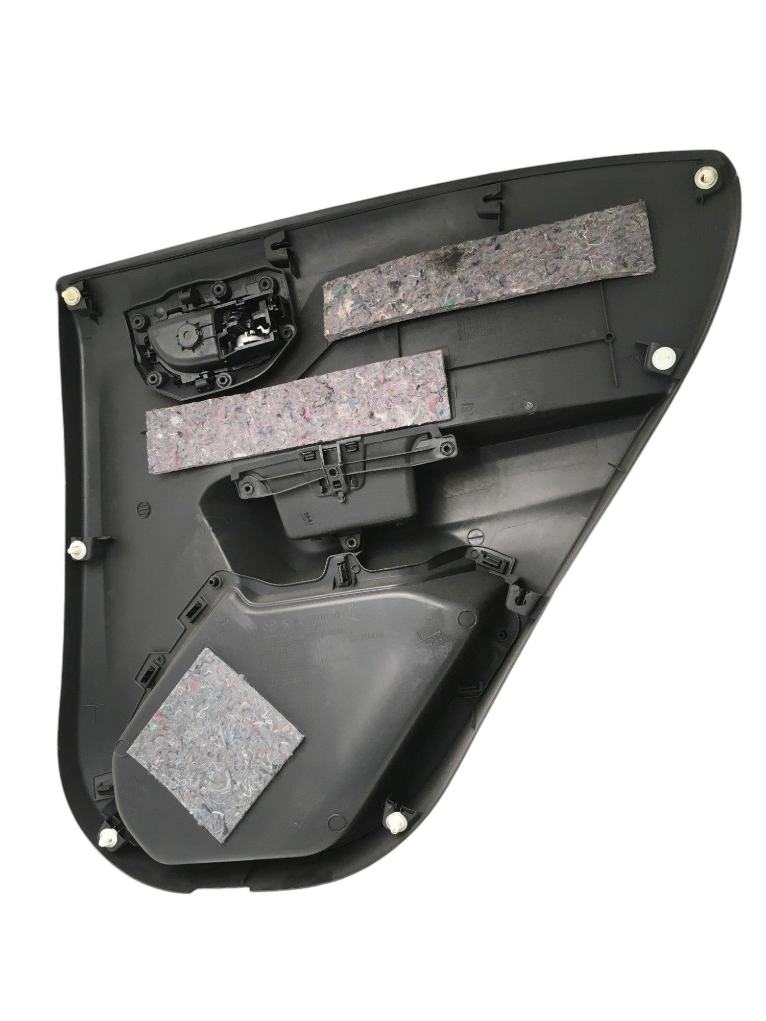 Panel puerta tra izq Toyota Aygo II Peugeot 108 - 677880H020