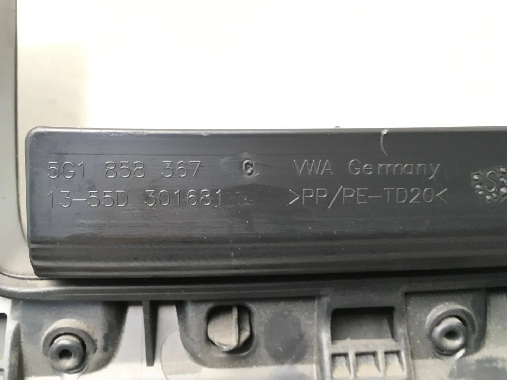 Panel salpicadero izquierdo VW Golf VII