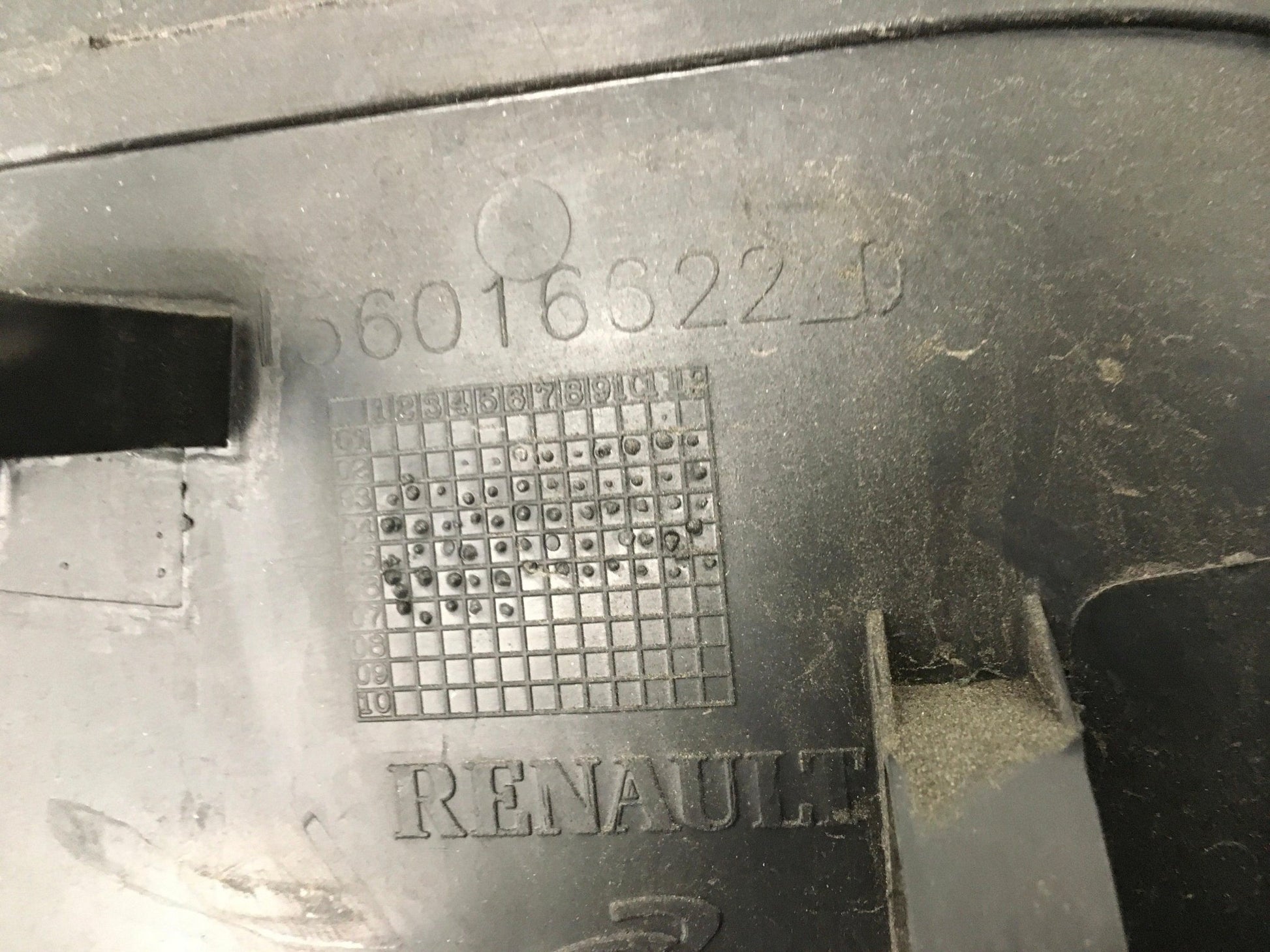 Panel trasero izquierdo Renault Megane II - 8200800874