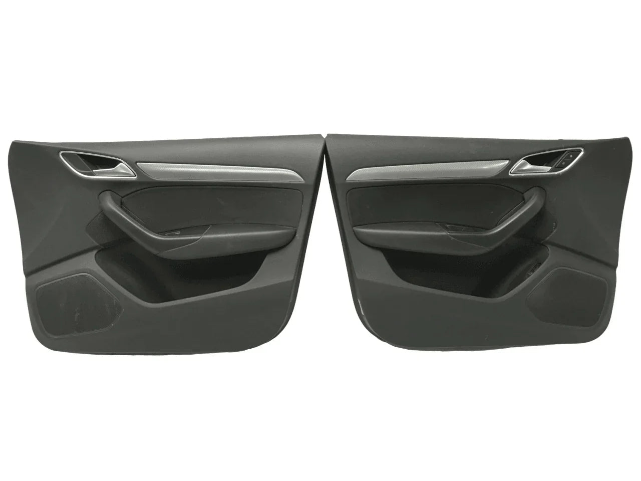 Paneles puertas Audi Q3 8U2867105