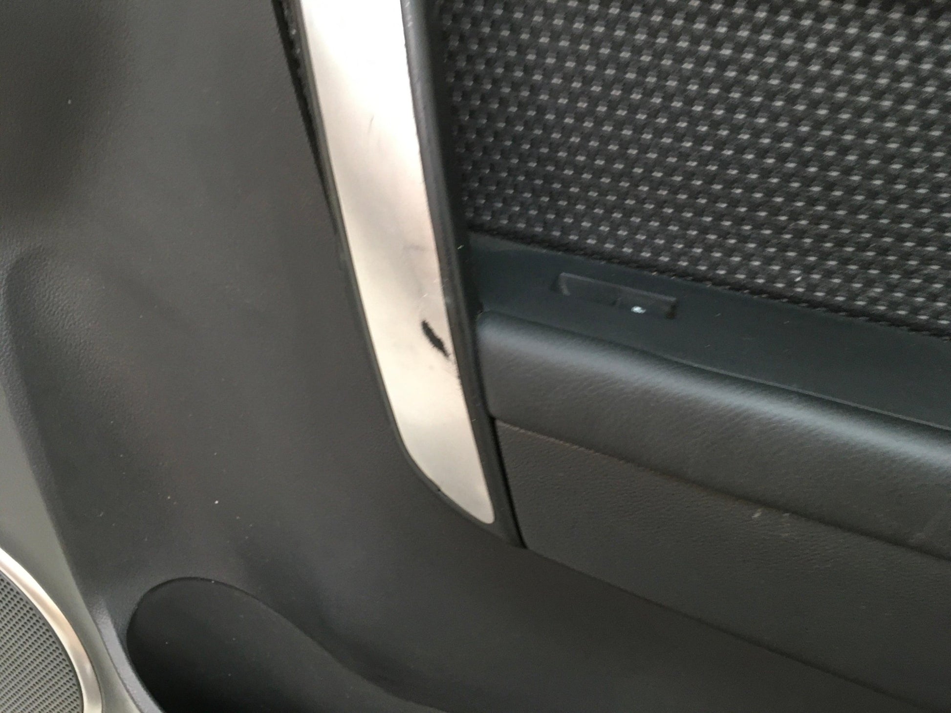 Paneles puertas Chevrolet Captiva I - 96860442