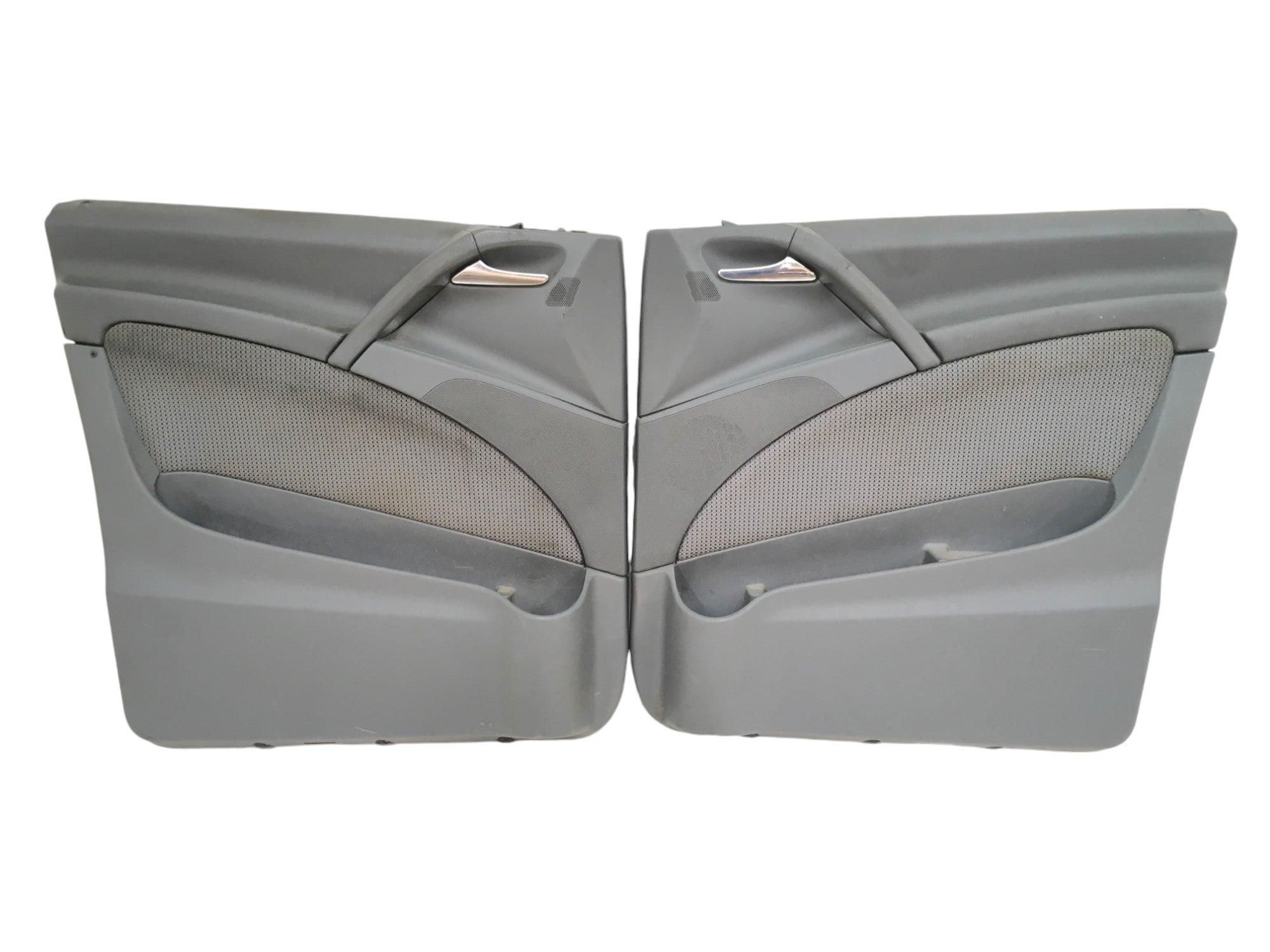 Paneles puertas delanteras Mercedes W639 - A6397270171