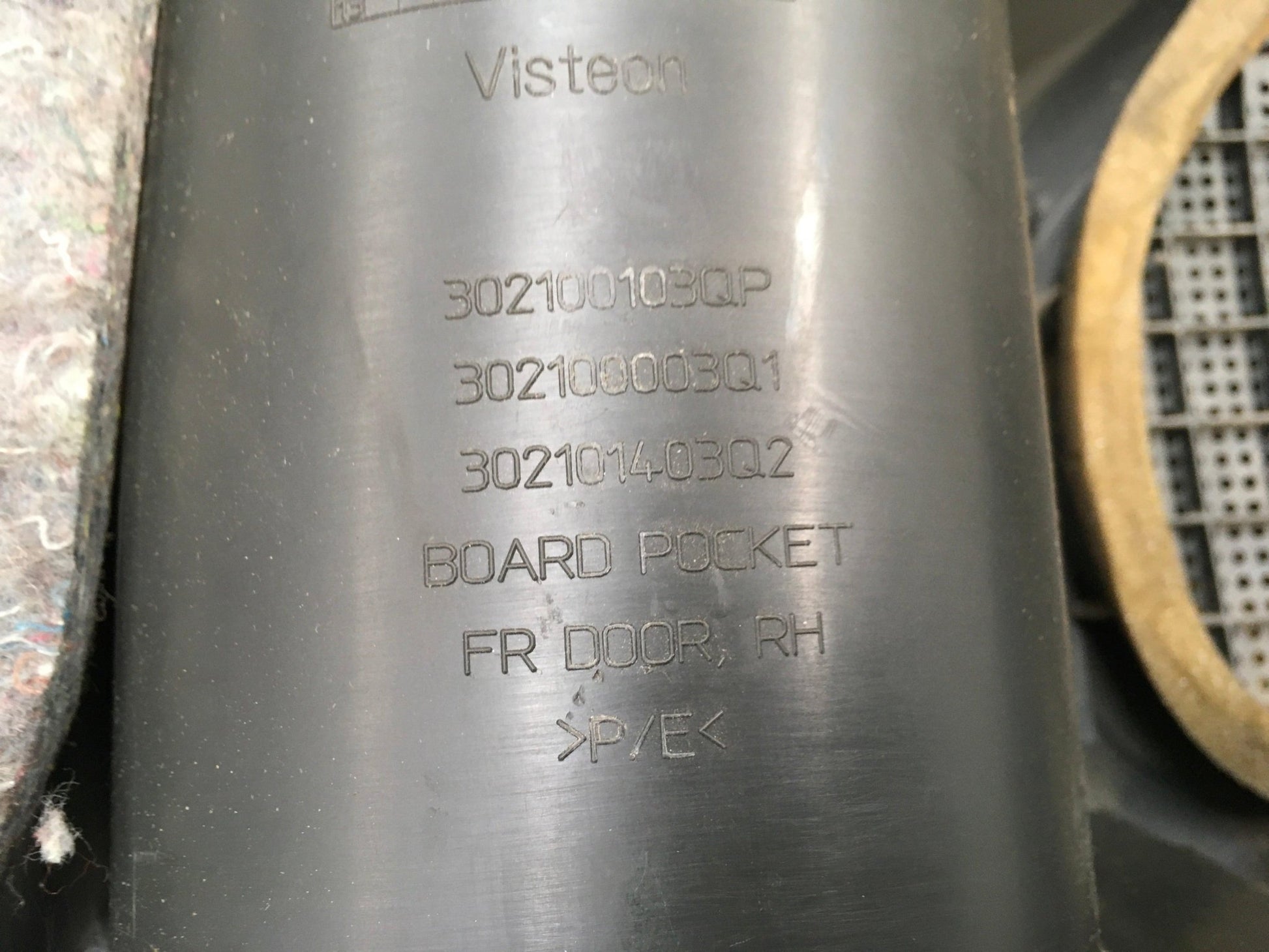 Paneles puertas Nissan Navara II - 302100103QP