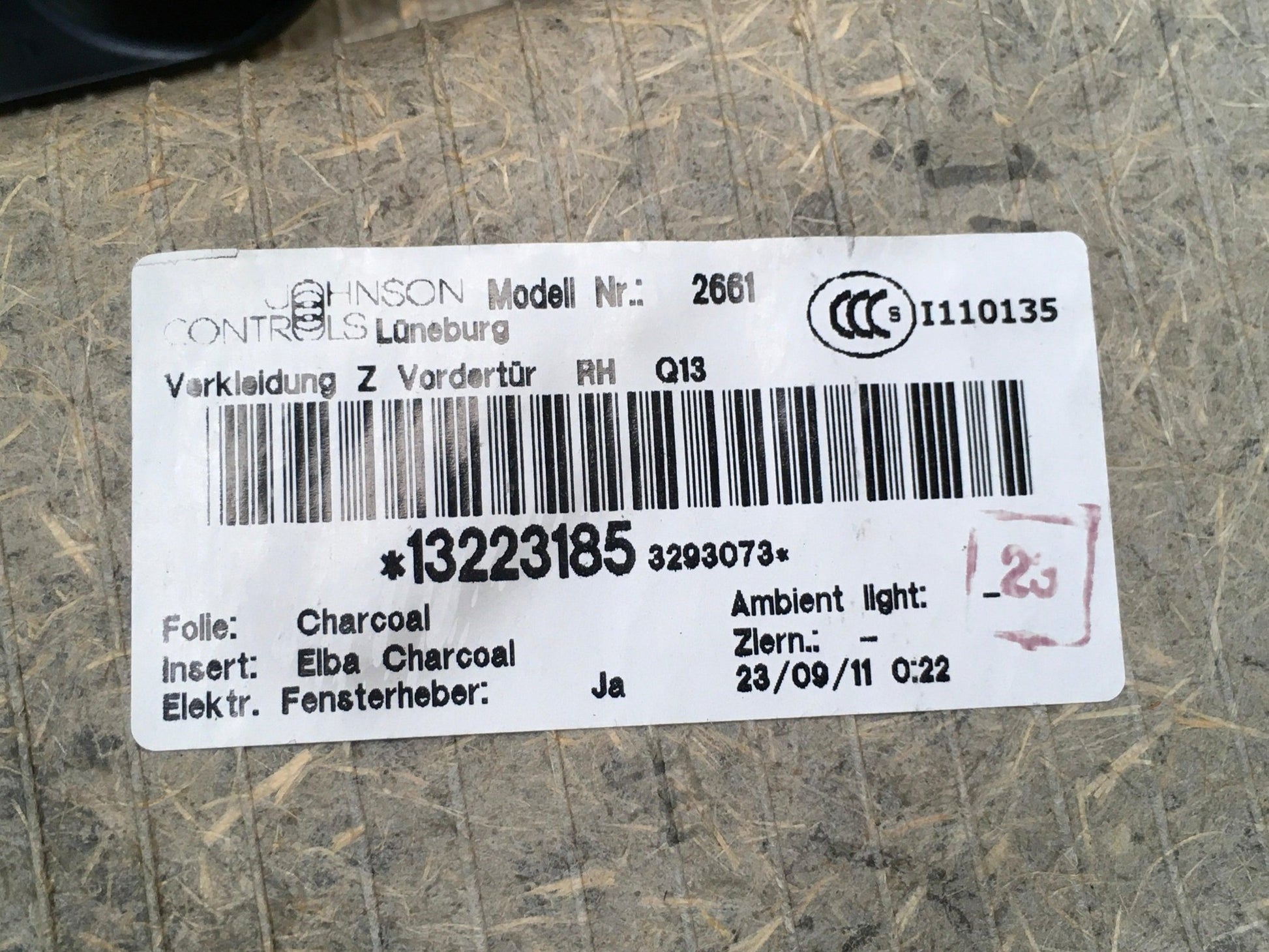 Paneles puertas Opel Zafira B - 13223185