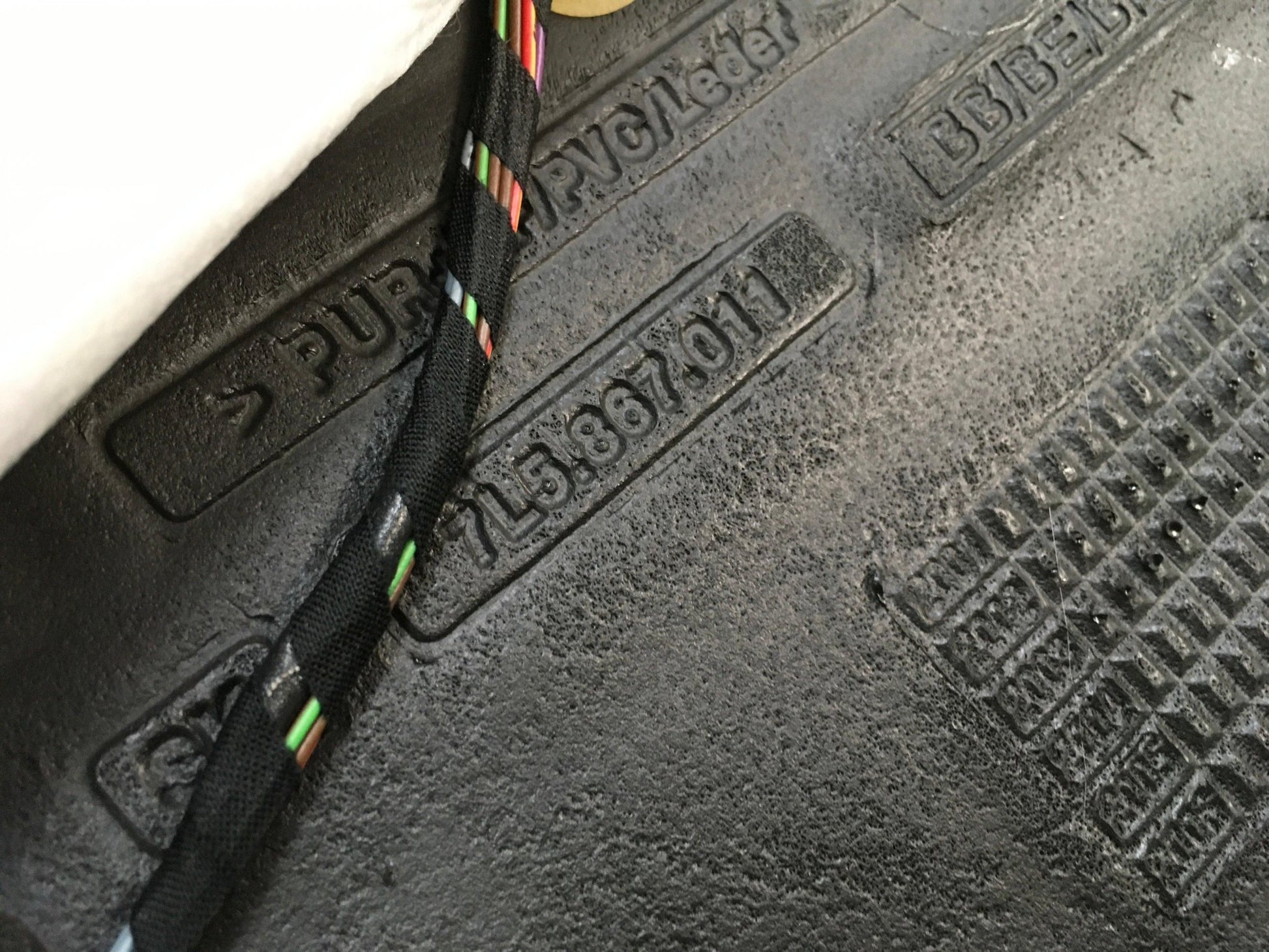 Paneles Puertas Porsche Cayenne 9PA - 7L5867011