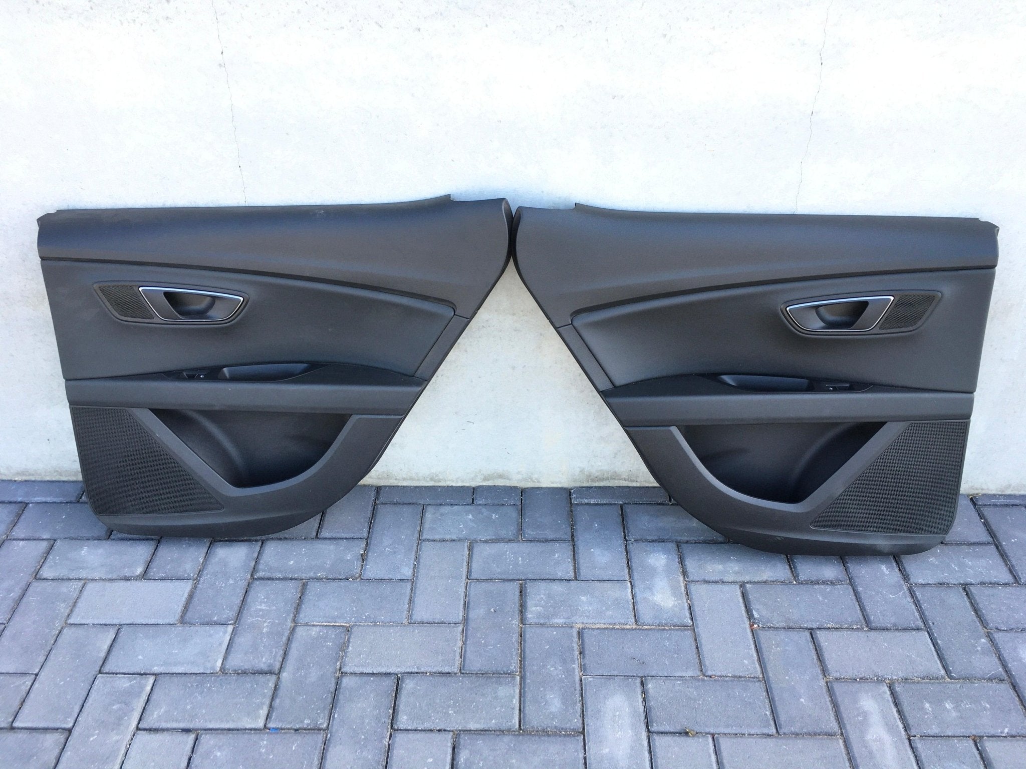 Paneles puertas Seat Leon III 5F - 5F4867131L