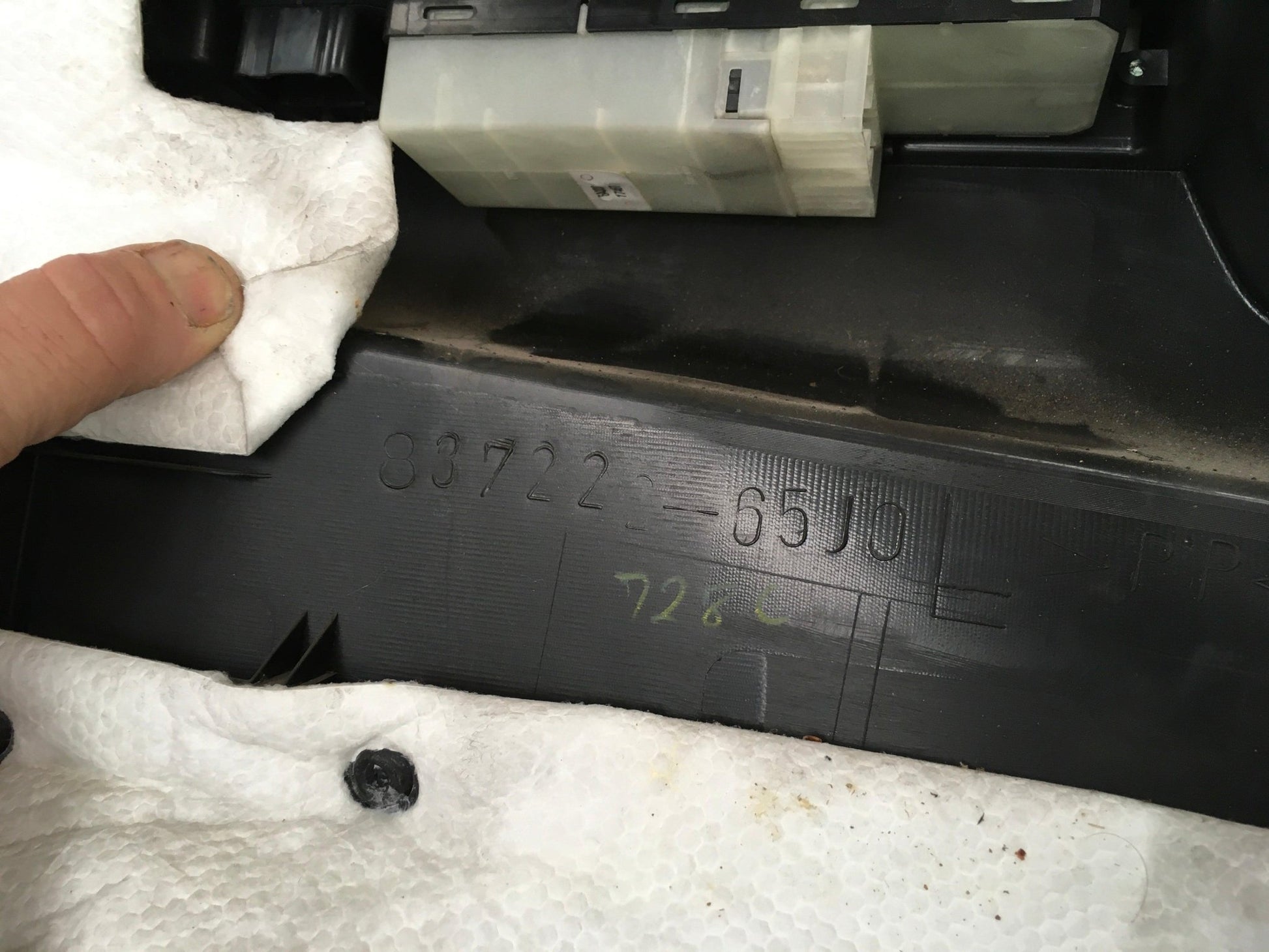 Paneles Puertas Suzuki Grand Vitara II - 8372265J0