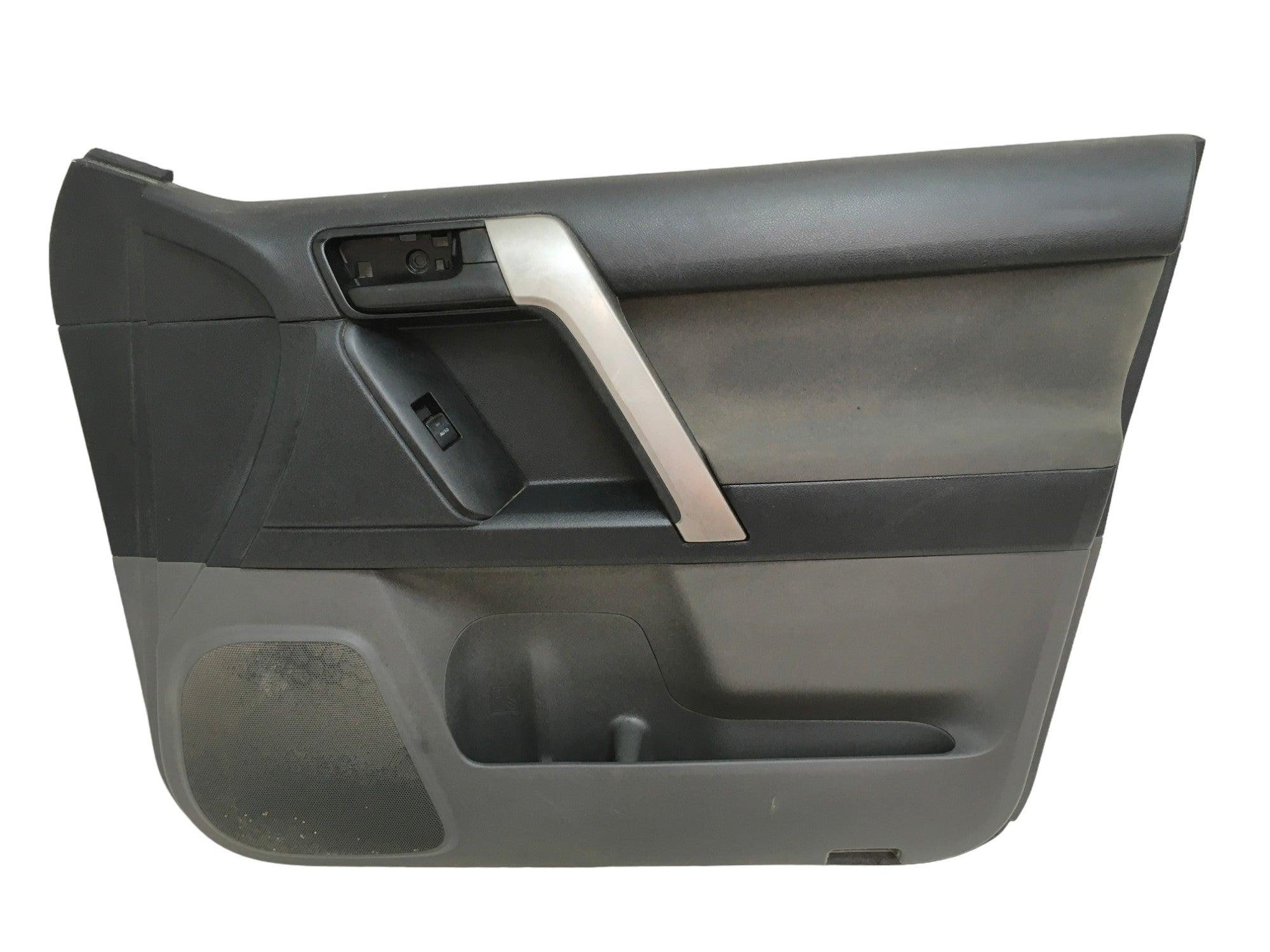 Paneles puertas Toyota Land Cruiser J15 - 67778X1M01