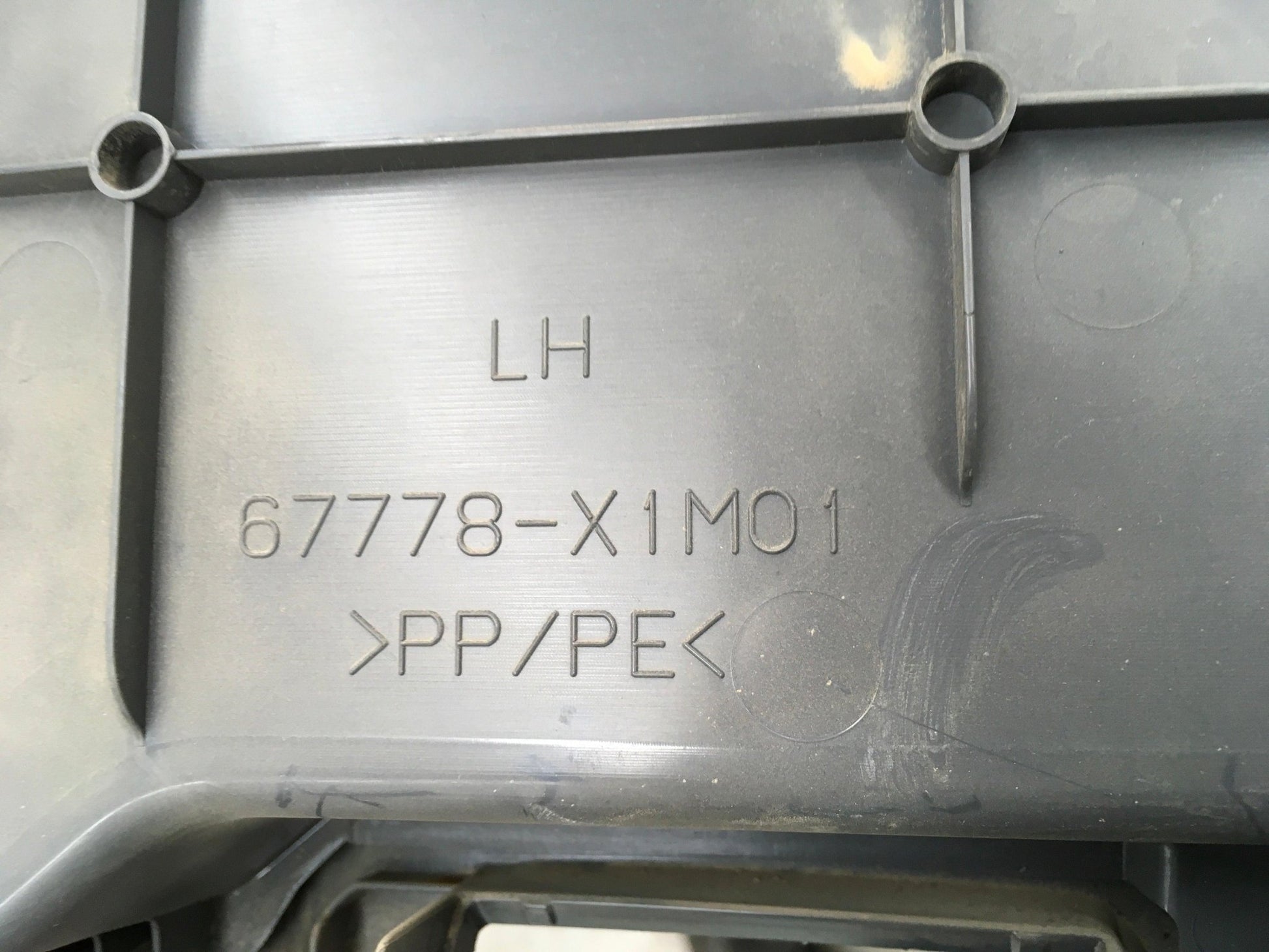 Paneles puertas Toyota Land Cruiser J15 - 67778X1M01