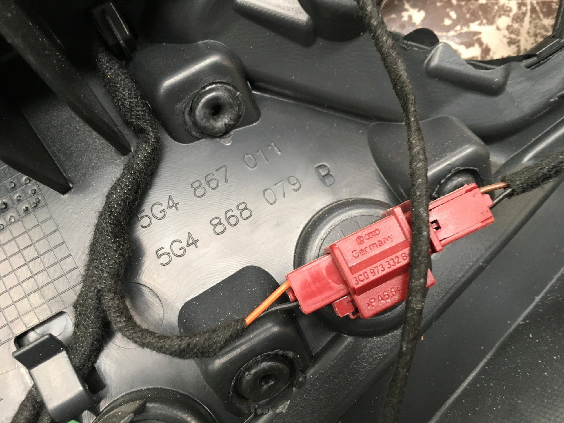 Paneles puertas VW Golf VII - 5G0867133B