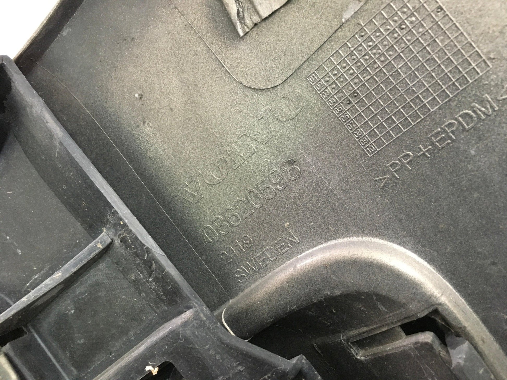 Parachoques delantero Volvo XC90 08620598 - 08620598