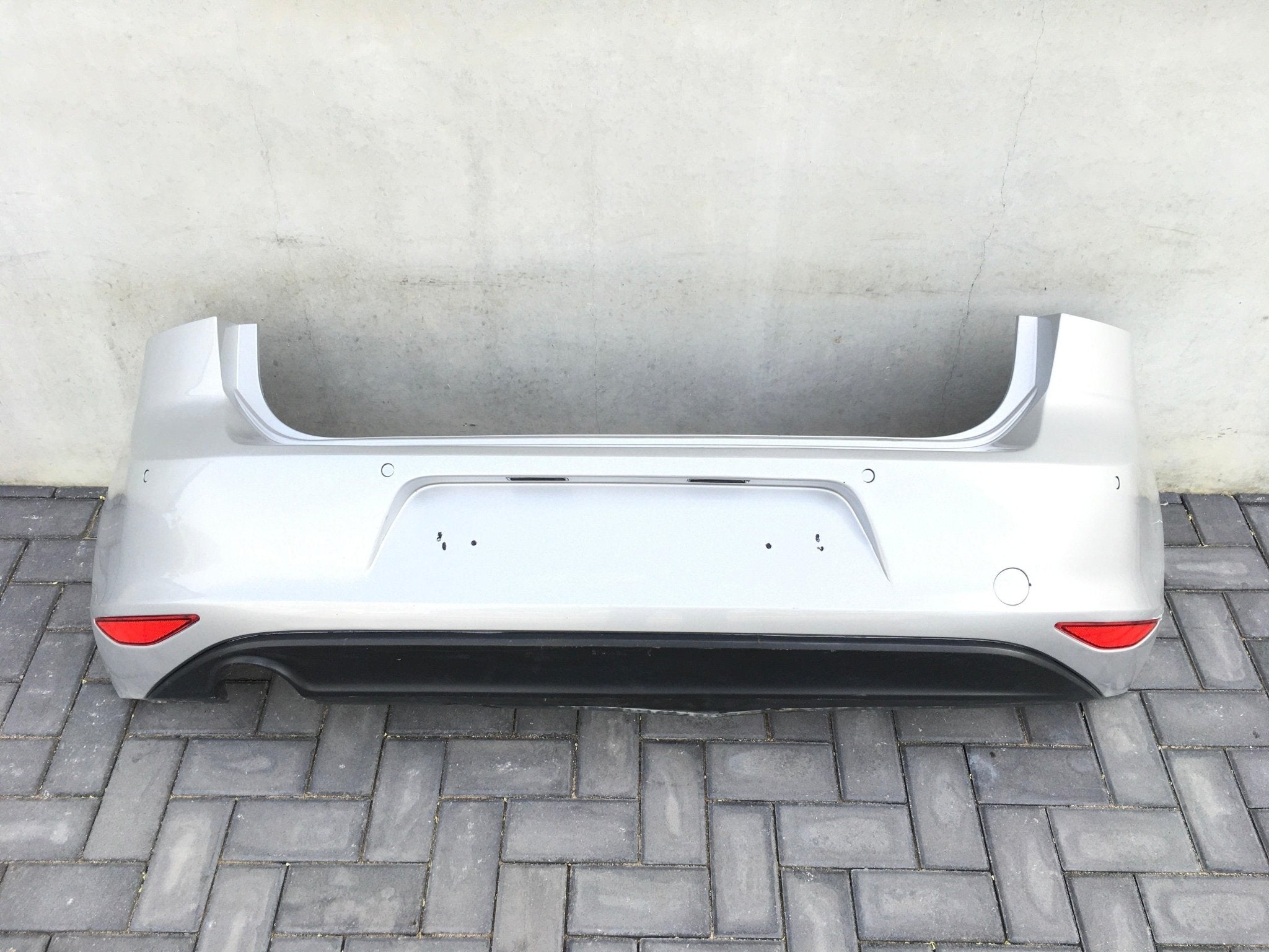 Parachoques trasero VW Golf VII - 5G6807421