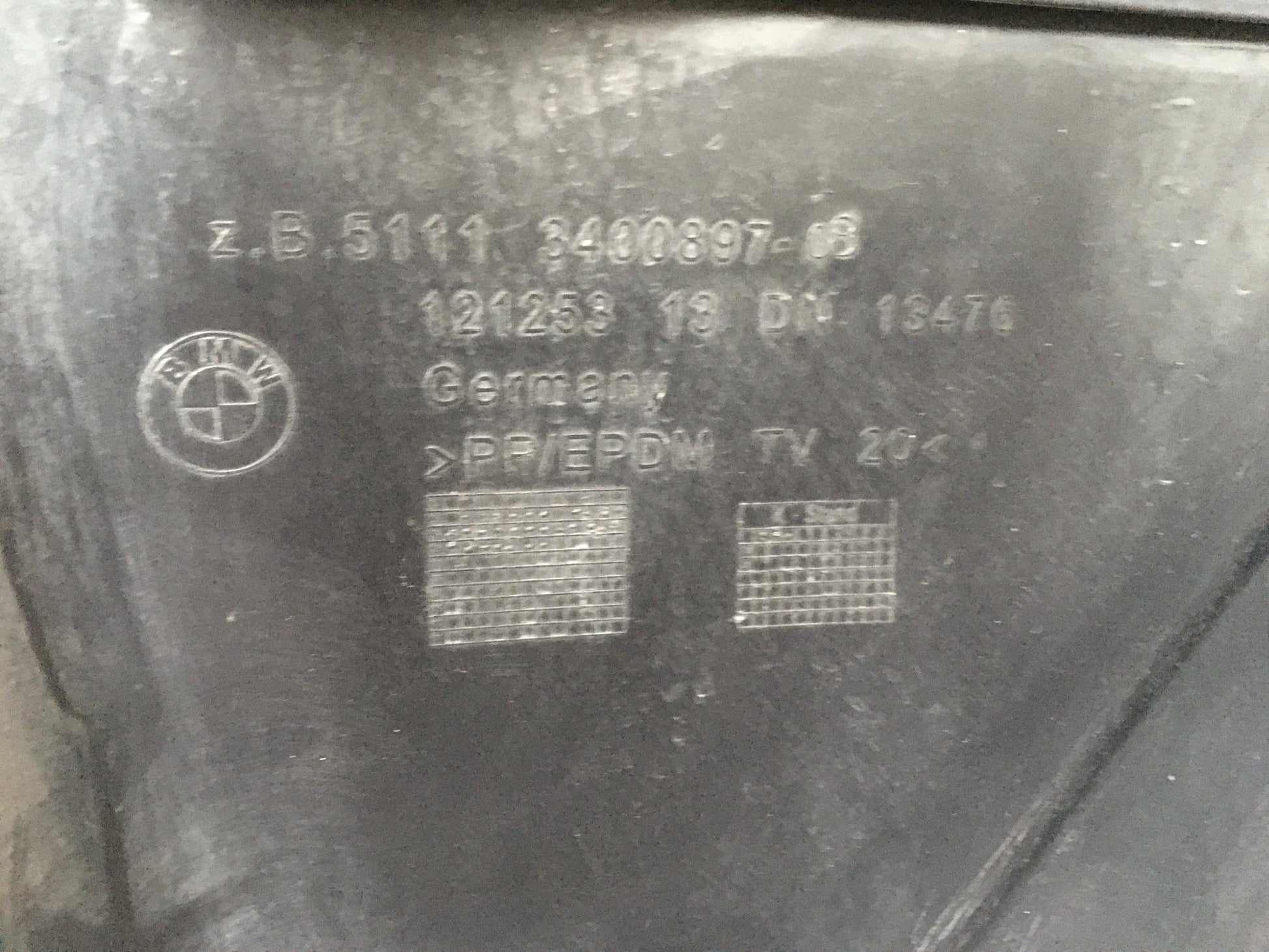 Paragolpes delantero BMW X3 E83 - 51113400897