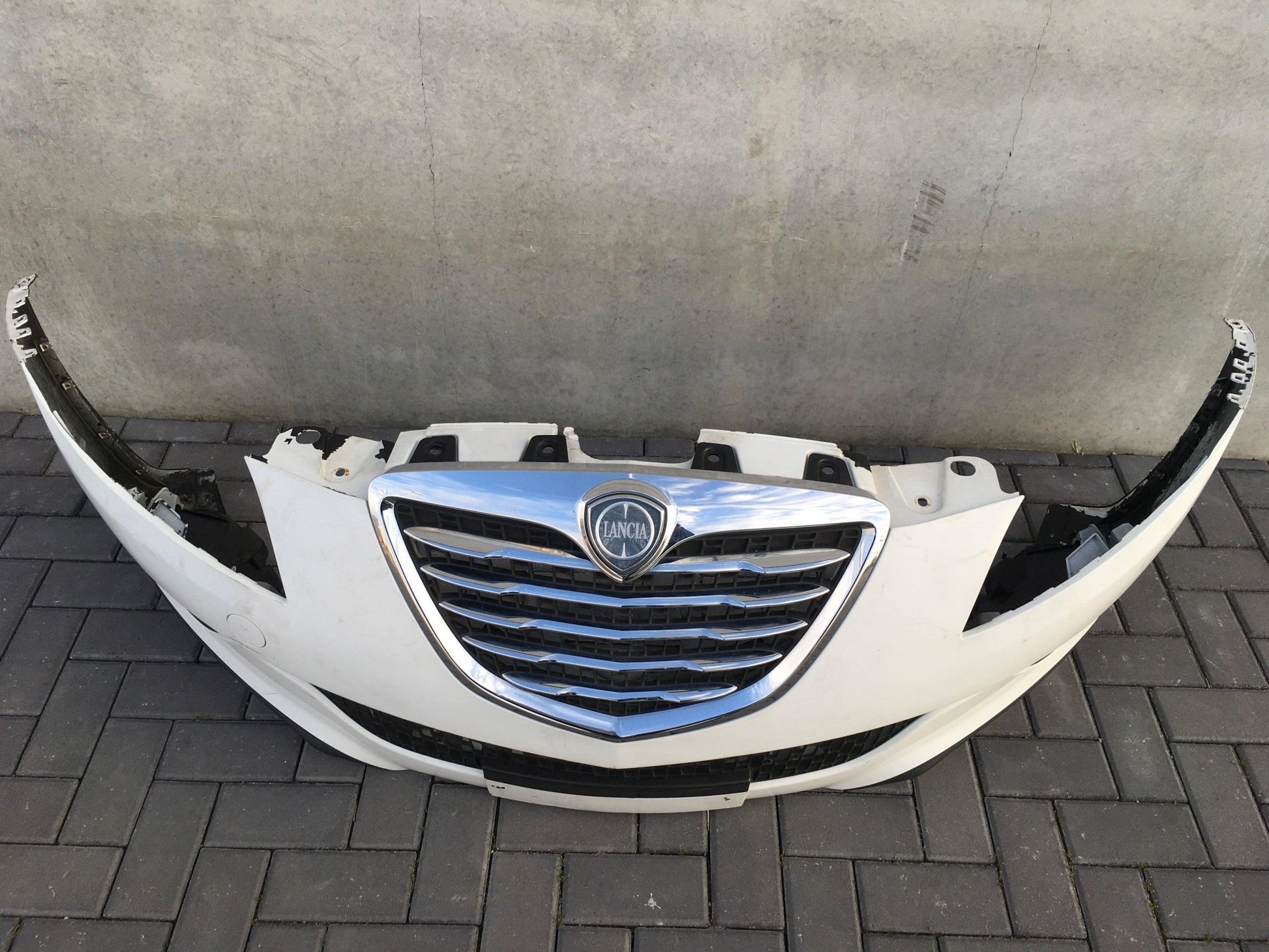 Paragolpes delantero Lancia Delta 844 Fase 2 - 735480815