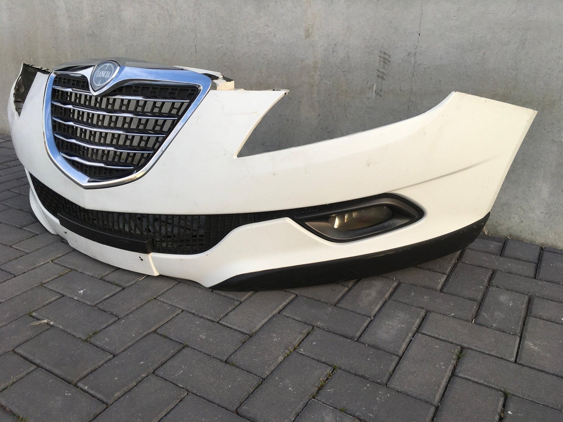 Paragolpes delantero Lancia Delta 844 Fase 2 - 735480815