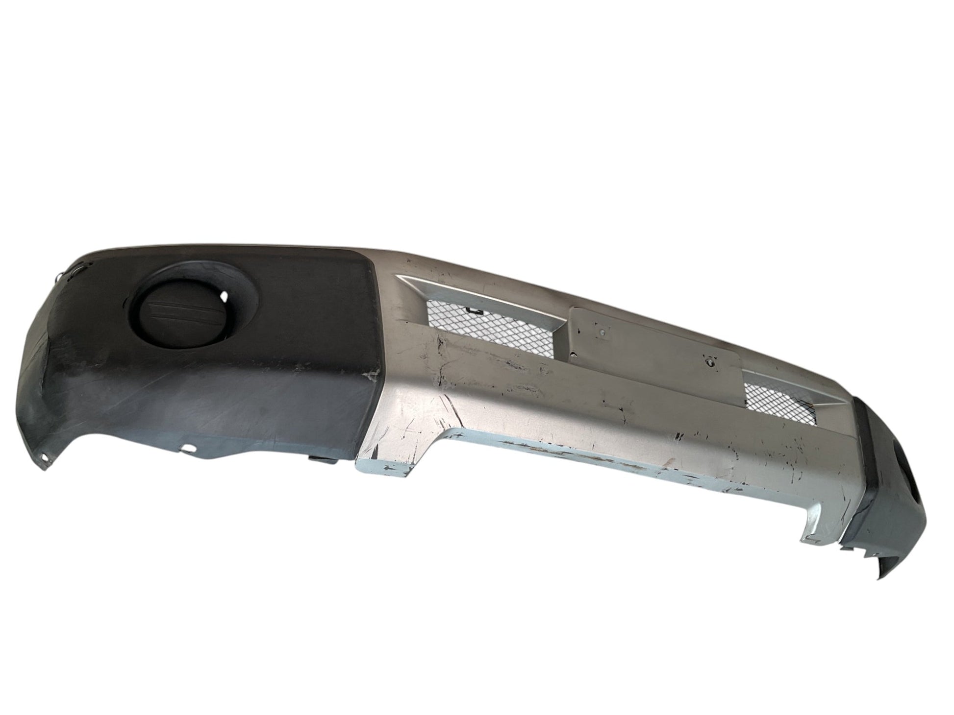 Paragolpes delantero Mitsubishi Pajero IO 98 - 207 - MR478389