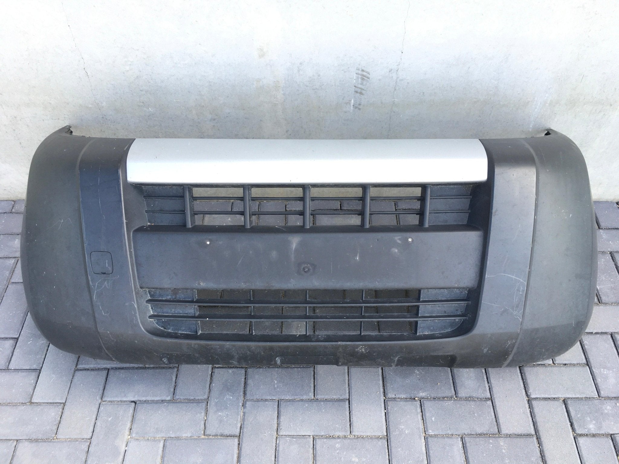 Paragolpes delantero Peugeot Bipper - 1308778070