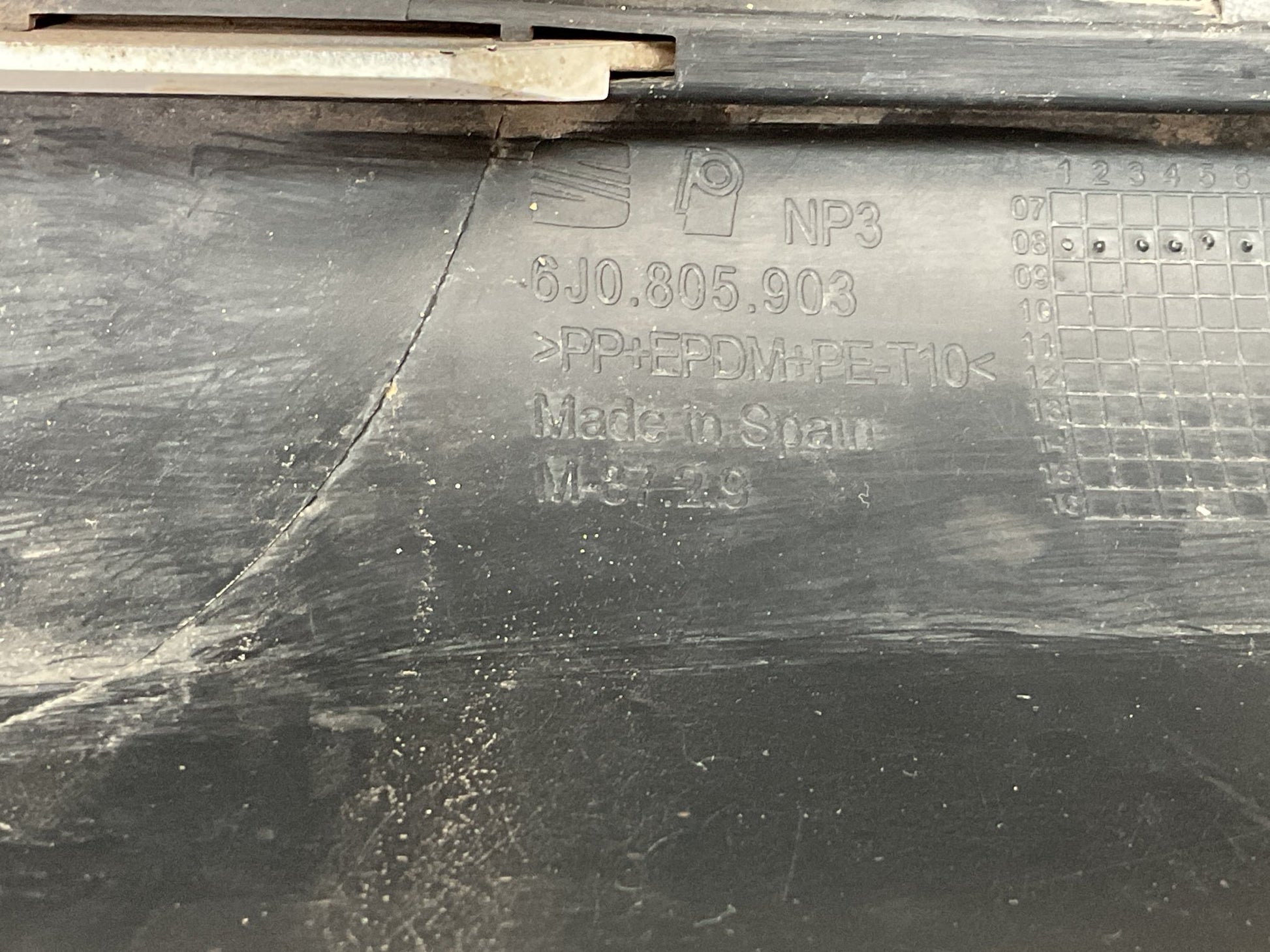 Paragolpes delantero Seat Ibiza 2008 - 2017 - 6J0805903