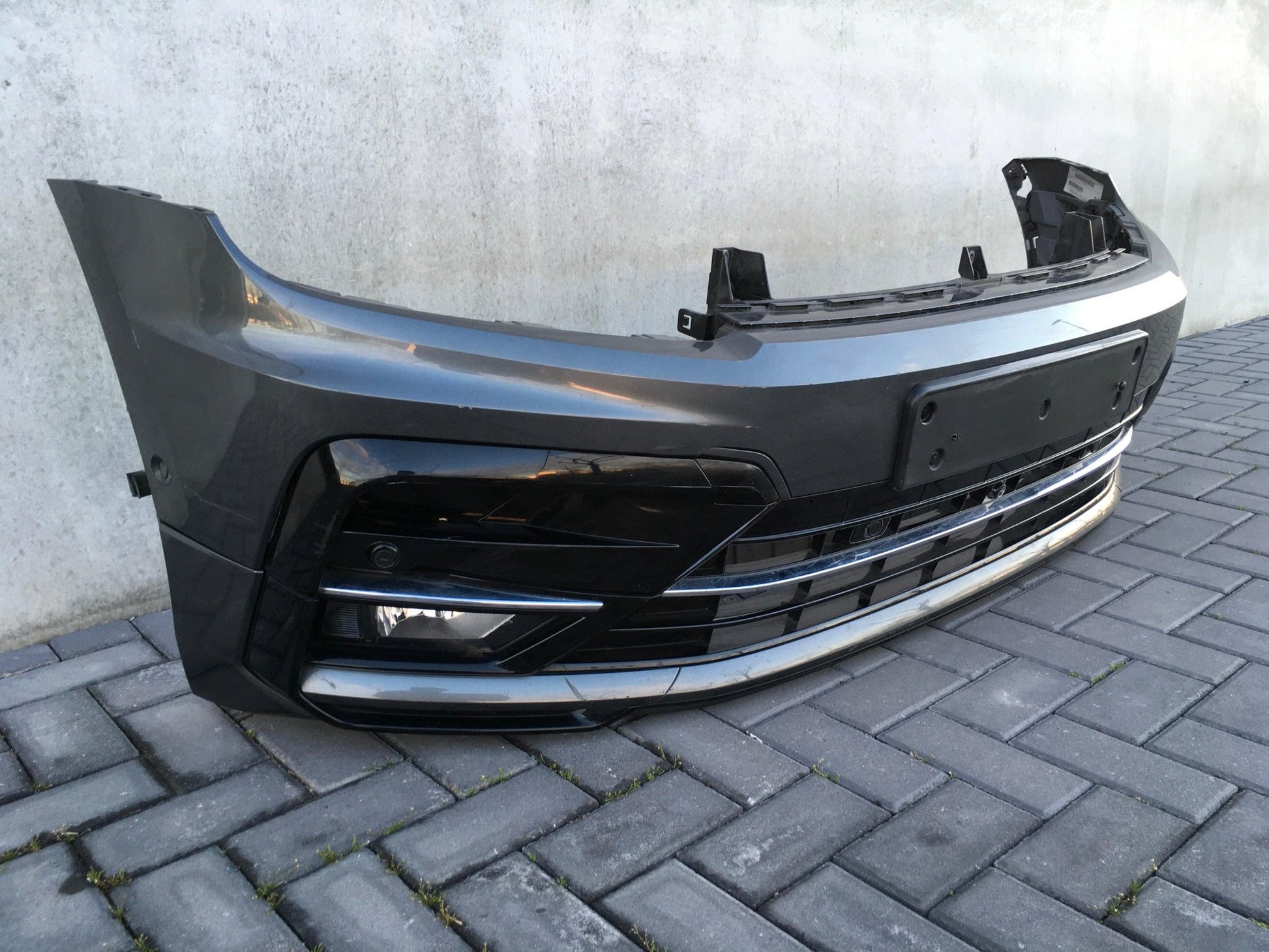 Paragolpes delantero VW Tiguan II R - Line - 5NA807221B