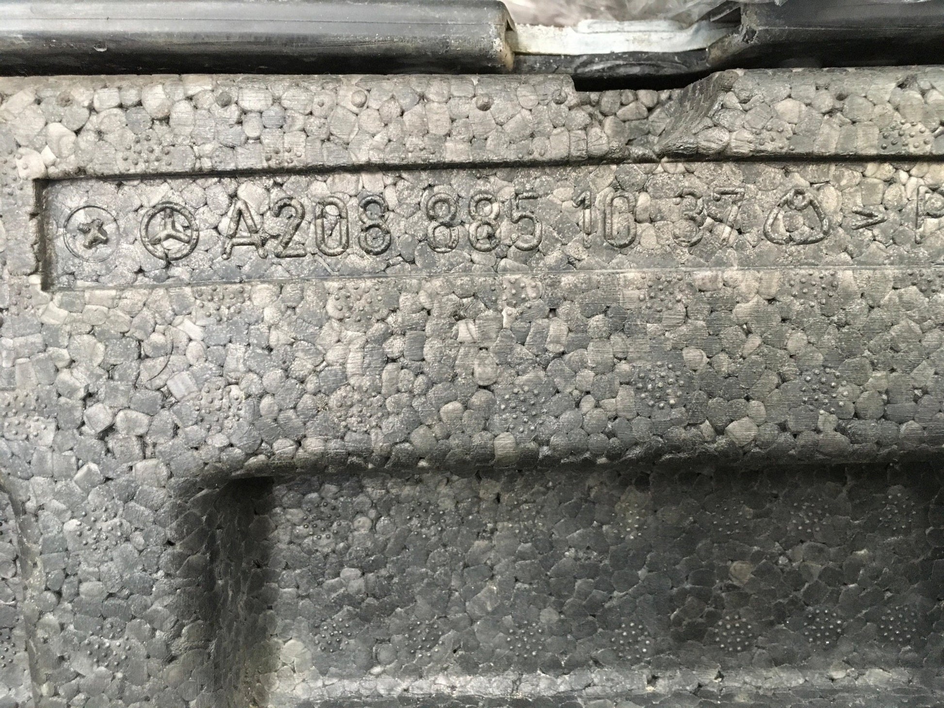 Paragolpes frontal Mercedes W210 - A2108851825